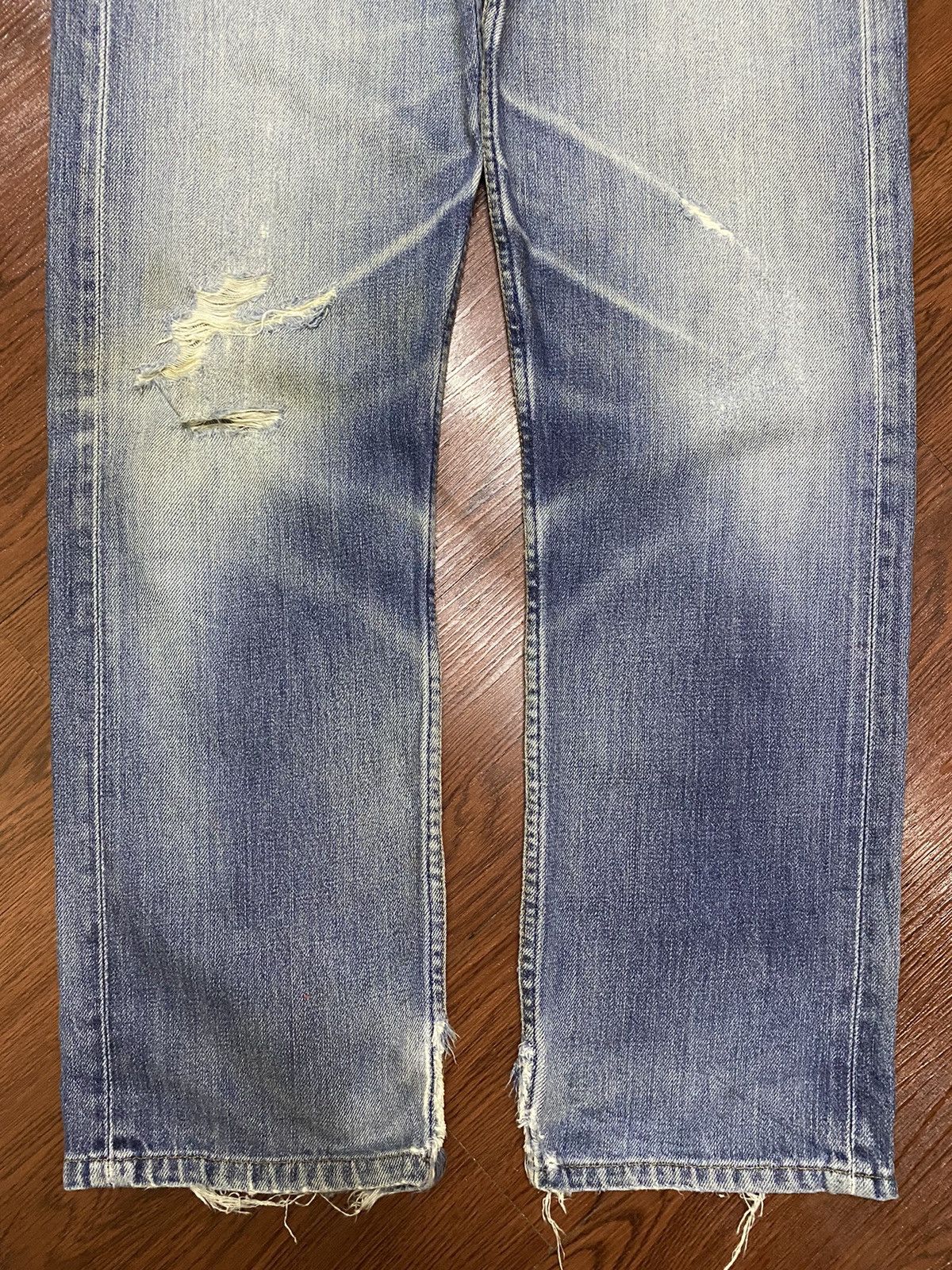 Levi's Vintage Clothing Vintage Levis505 90s Blue Wash Distressed Jeans Size US 34 / EU 50 - 5 Thumbnail