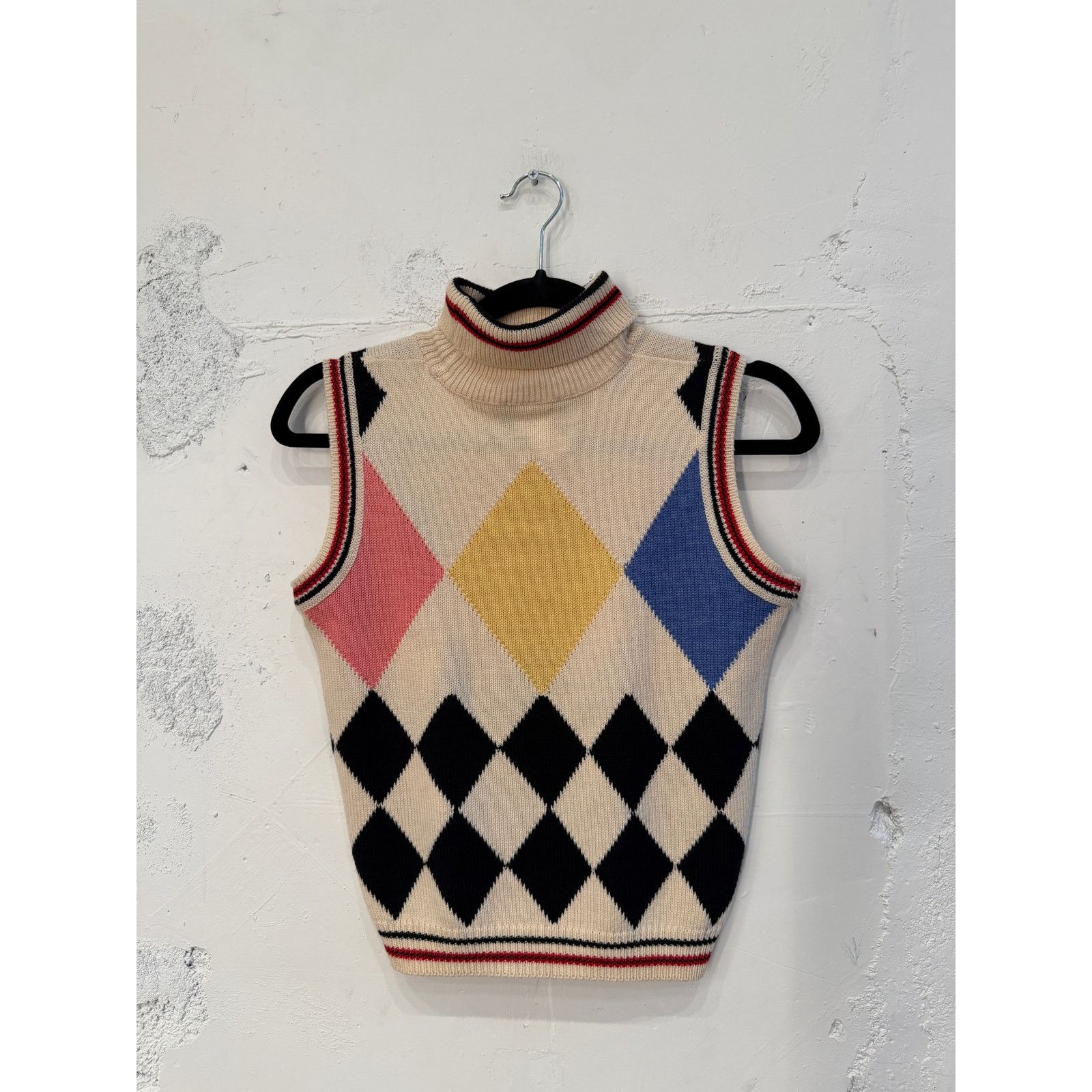 Versace Vintage Gianni Versace Knit Sleeveless Crop Top Size S / US 4 / IT 40 - 1 Thumbnail