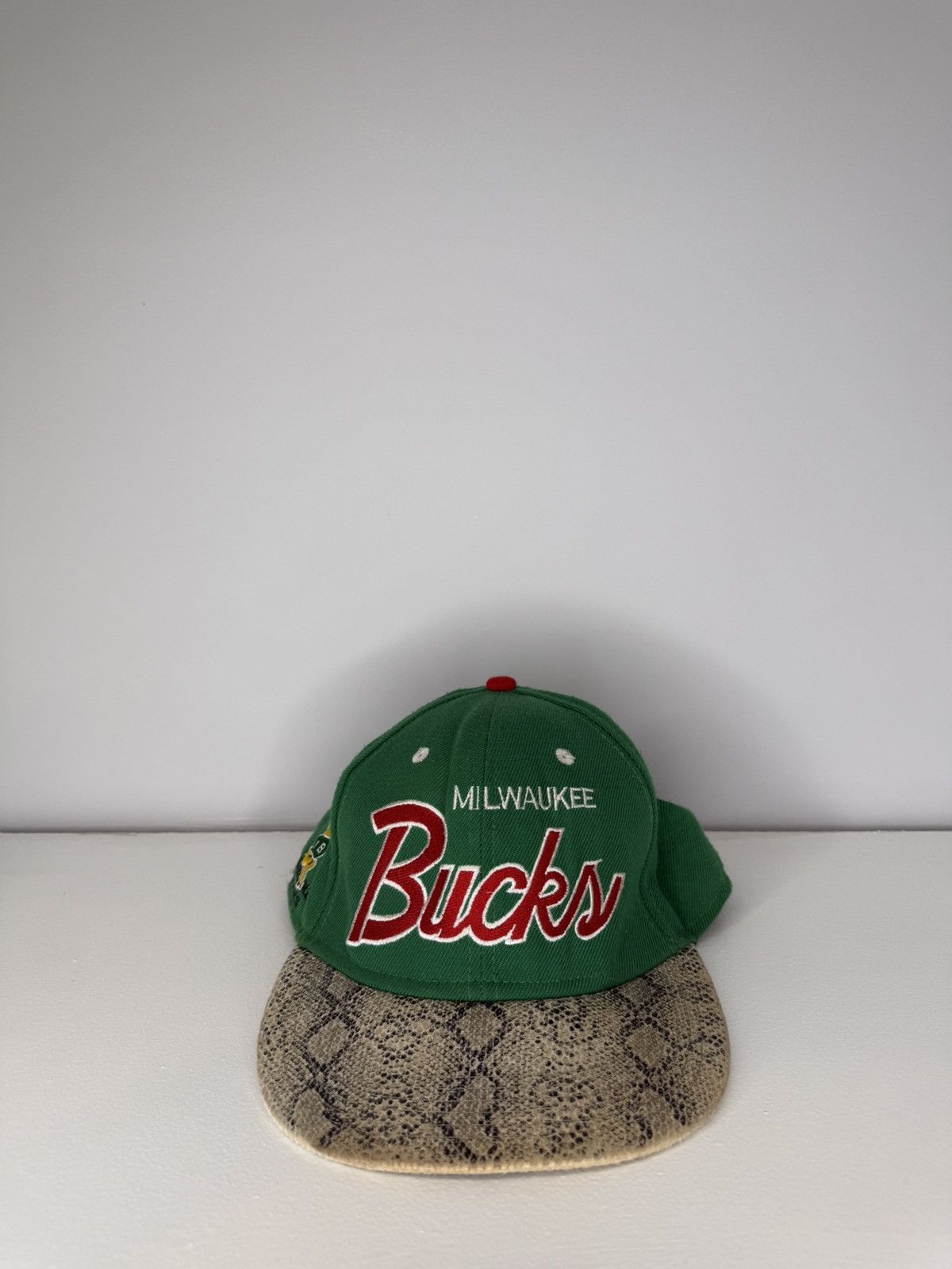 Mitchell & Ness × Vintage Milwaukee Bucks Hat Size ONE SIZE - 1 Thumbnail