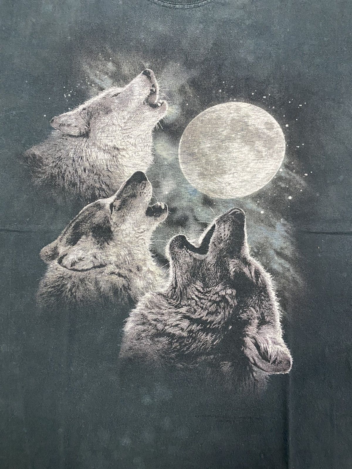 The Mountain 90’s Vintage Wolf T Shirt All Over Print Hype Supreme Style Size US XL / EU 56 / 4 - 6 Thumbnail