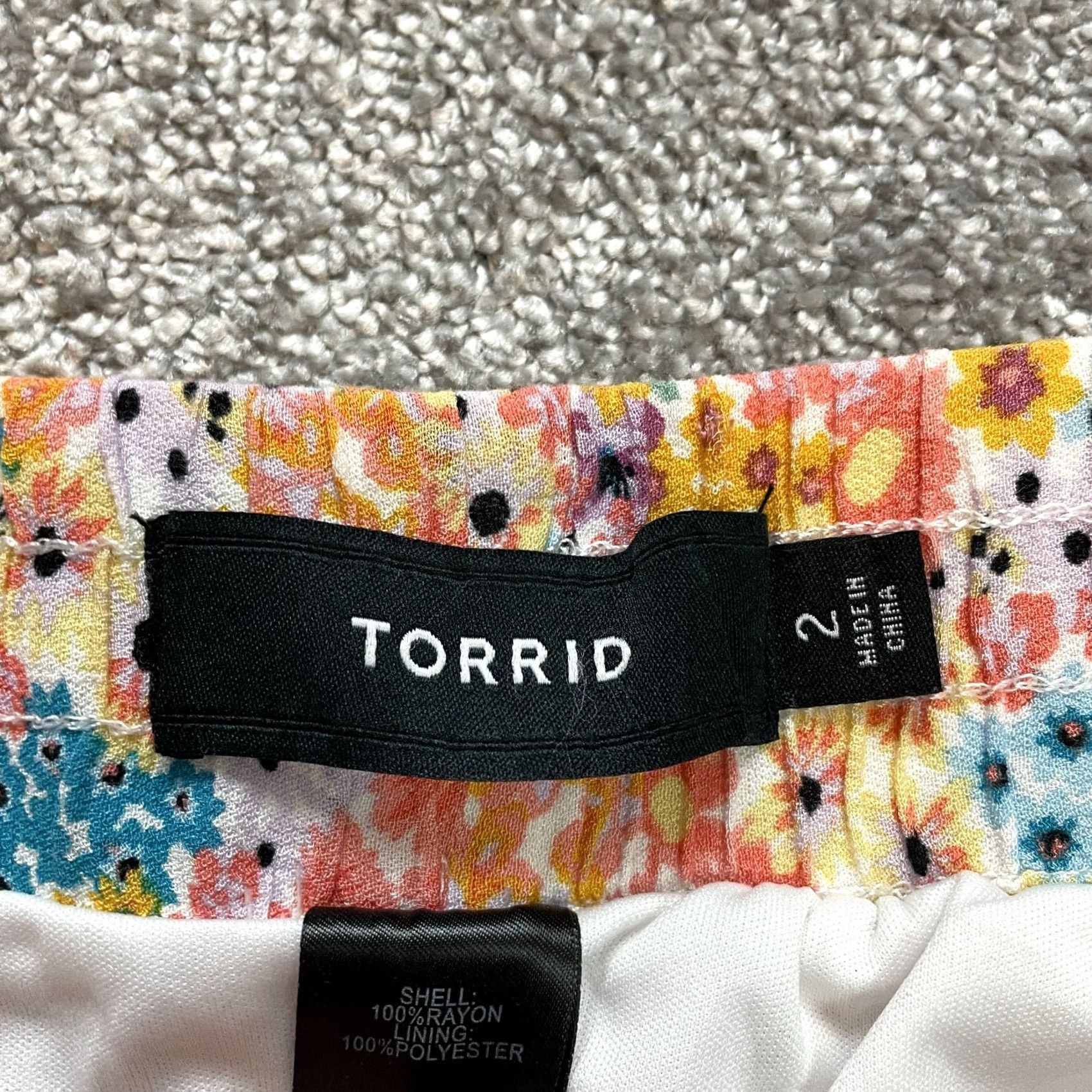 Torrid Torrid Sweat Shorts Womens L Colorful Floral Lined Lounge Casual Soft Size 27" / US 4 / IT 40 - 6 Thumbnail