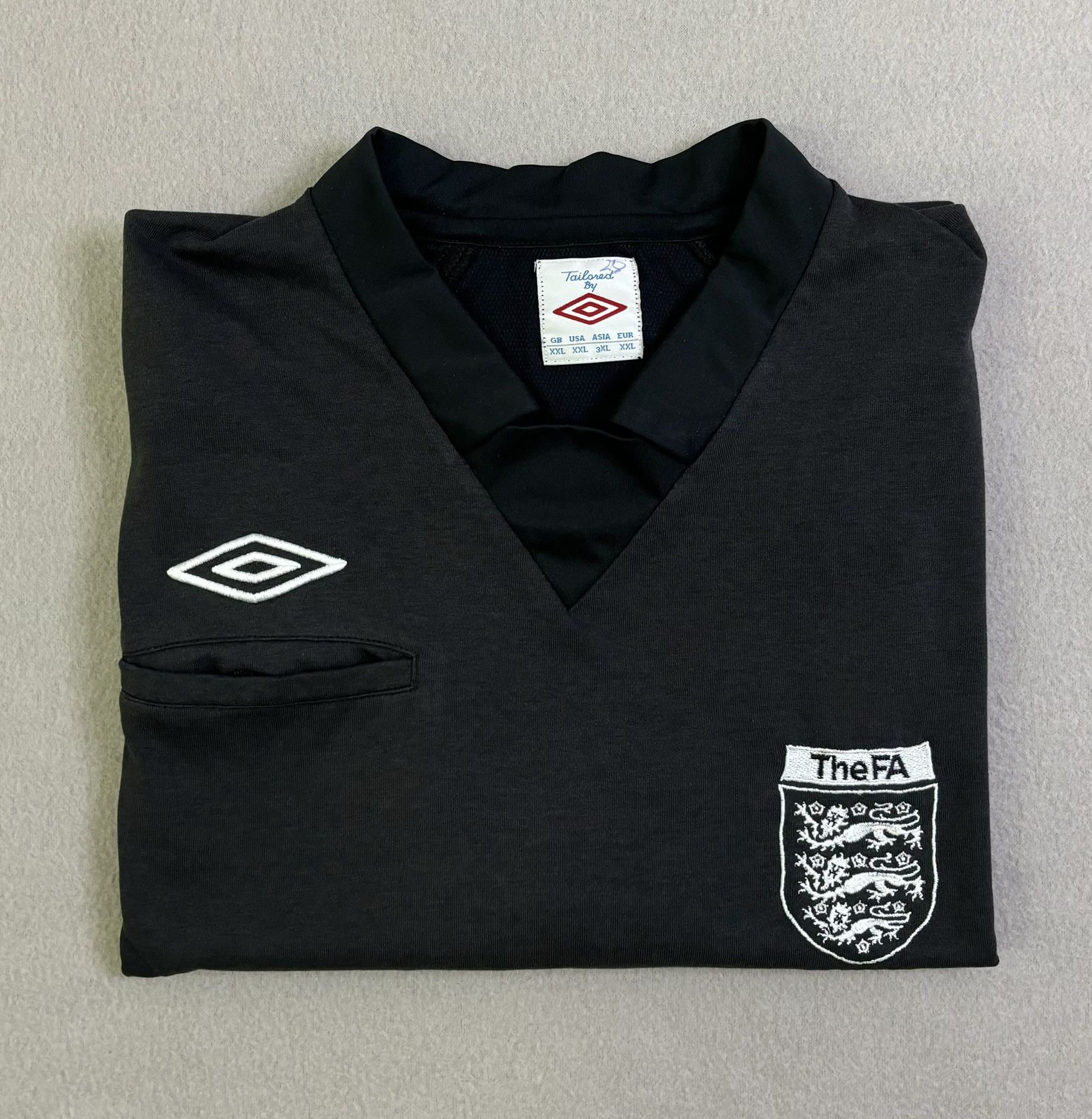 Umbro England Umbro Referee Jersey Size XXL Size US XXL / EU 58 / 5 - 16 Thumbnail