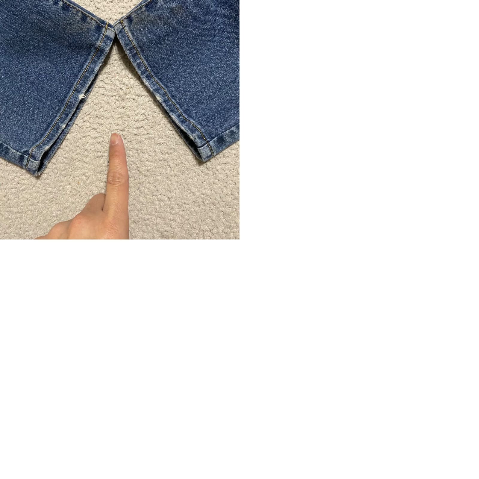 American Eagle Outfitters American Eagle Outfitters Jeans 29x32 Blue Denim Medium Wash Slim Straight Low Rise Men 5-Pocket Design Size US 29 - 10 Thumbnail
