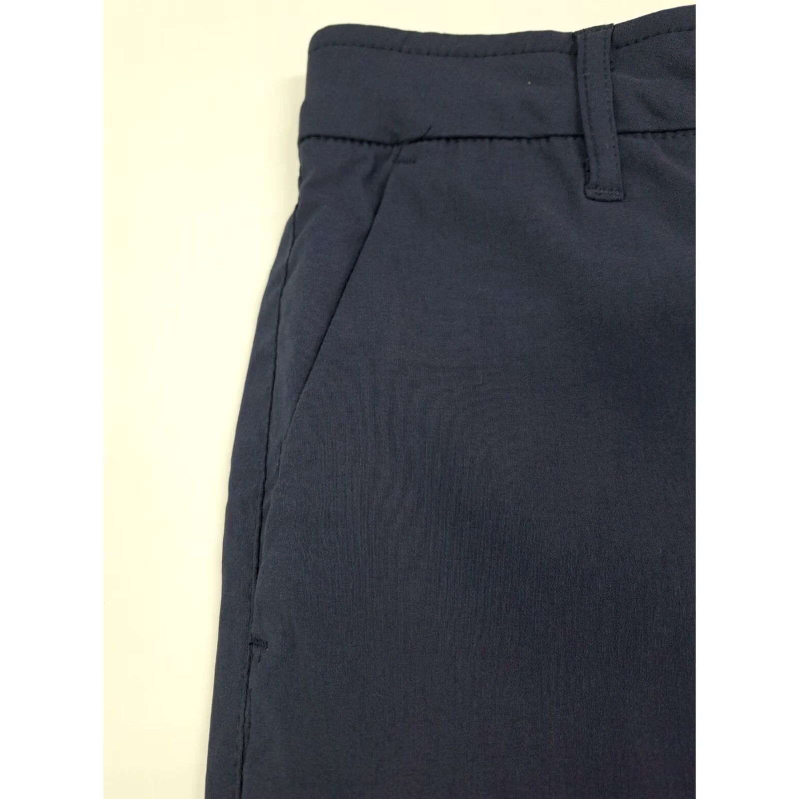 DKNY DKNY Men’s Essential Tech Shorts Navy Blue Size 31 Chino Regular Pockets Stretch KnIT 90s NWT Mens Size US 31 - 7 Thumbnail