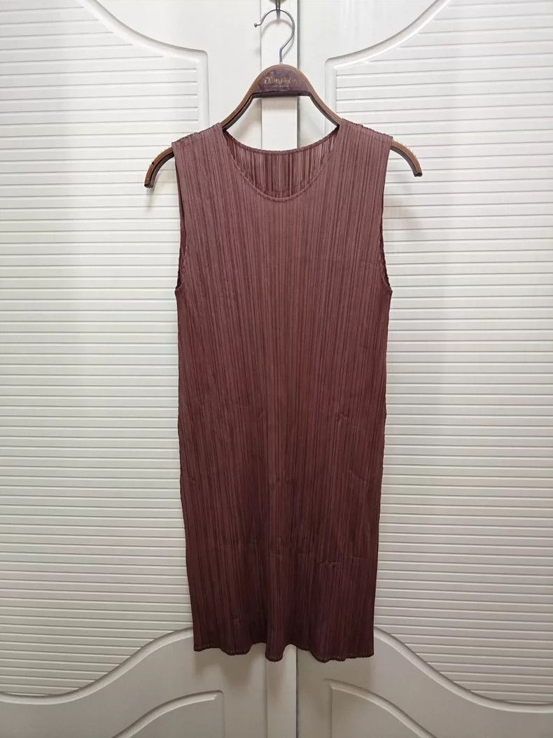 Issey Miyake Issey Miyake size:3 Brown vest dress Size XS / US 0-2 / IT 36-38 - 1 Thumbnail