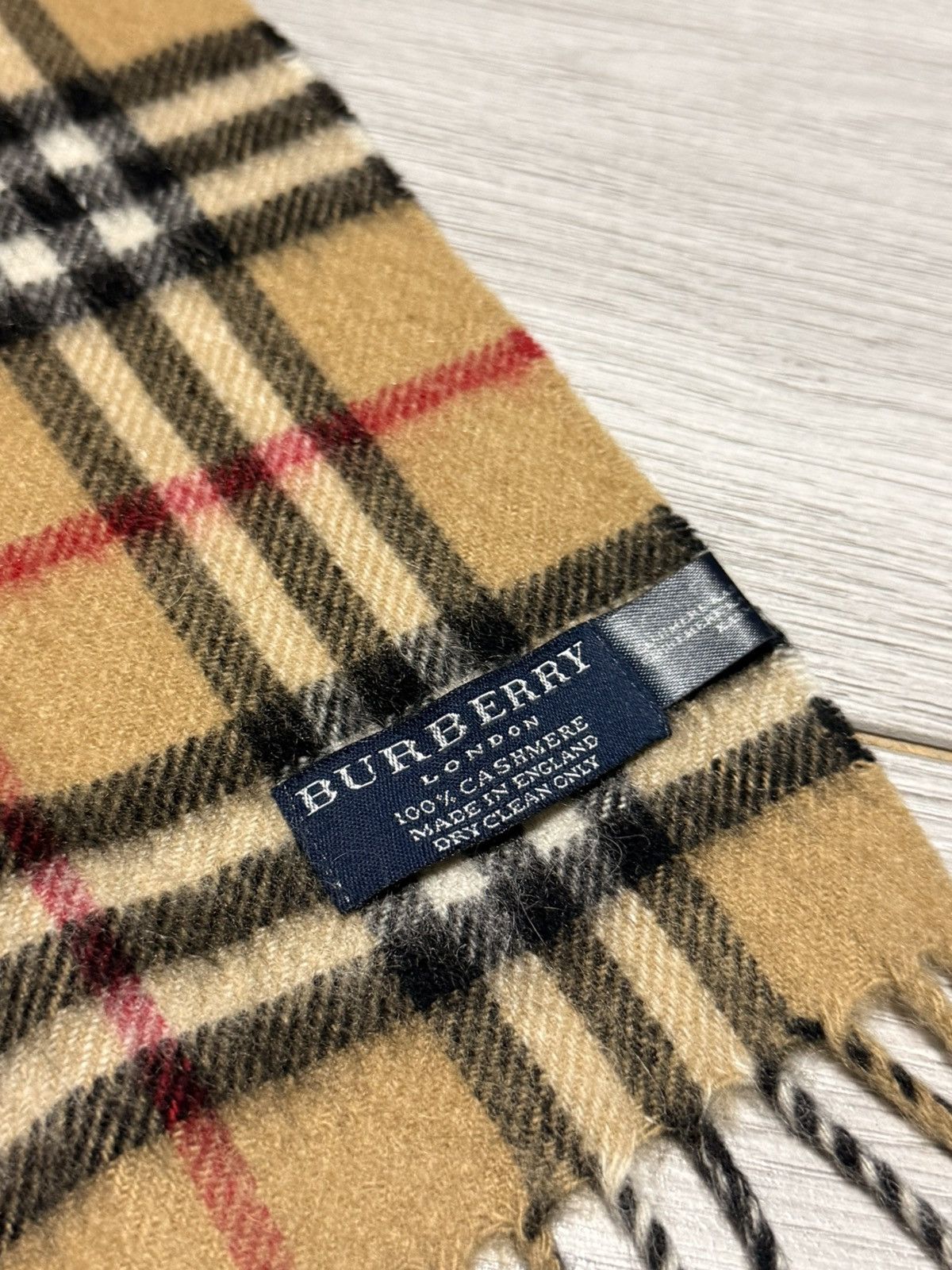 Burberry Burberry cashmere check wool scarf Size ONE SIZE - 3 Thumbnail
