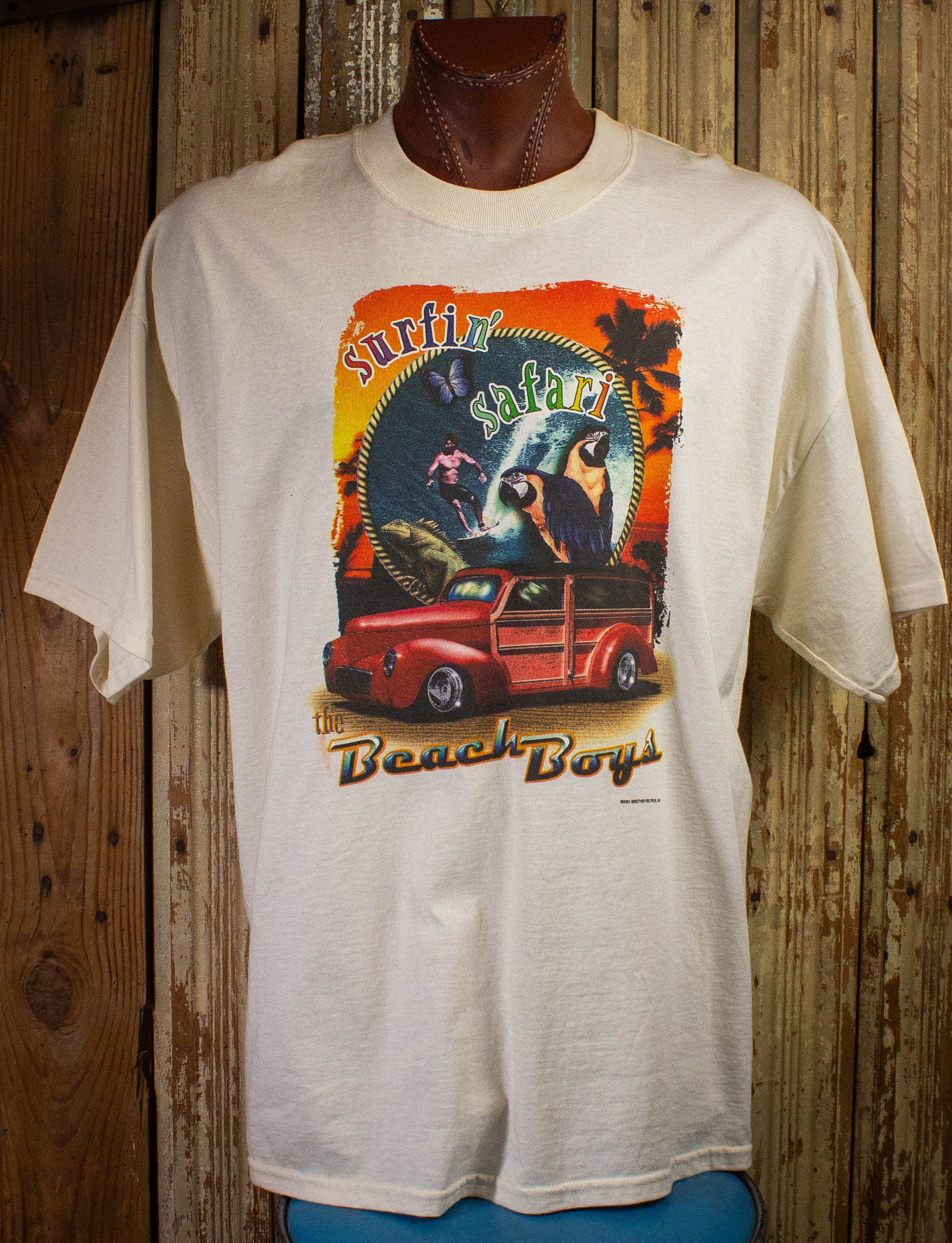 image of Band Tees x Vintage 2001 Beach Boys Surfin Safari Concert T Shirt in White, Men's (Size 2XL)