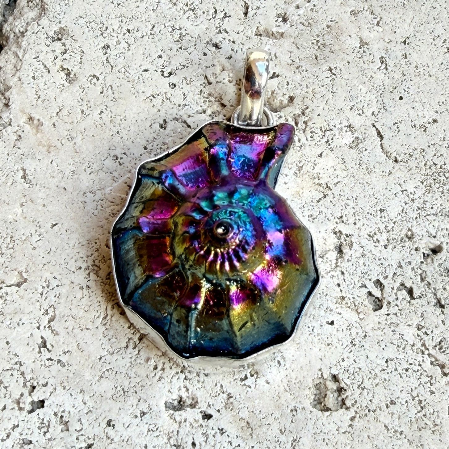 The Unbranded Brand Rainbow Titanium Ammonite Pendant 925 Plated Size ONE SIZE - 6 Thumbnail