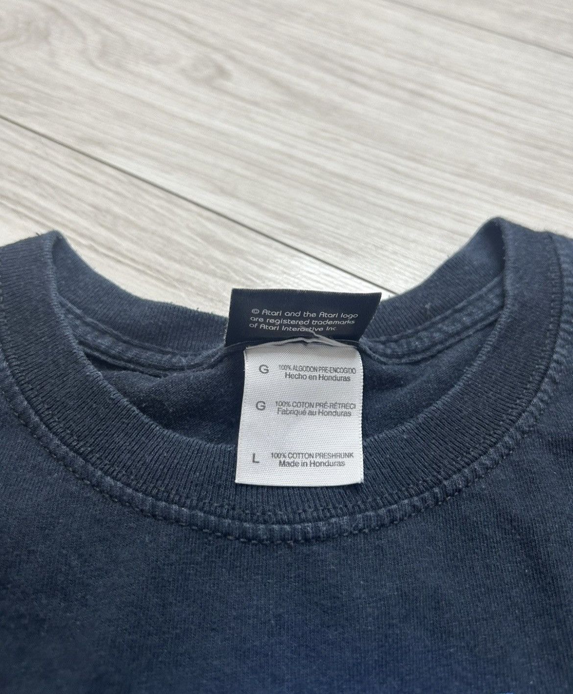 Vintage Vintage Atari Logo T-Shirt Black Blue Print Size L Size US L / EU 52-54 / 3 - 4 Thumbnail