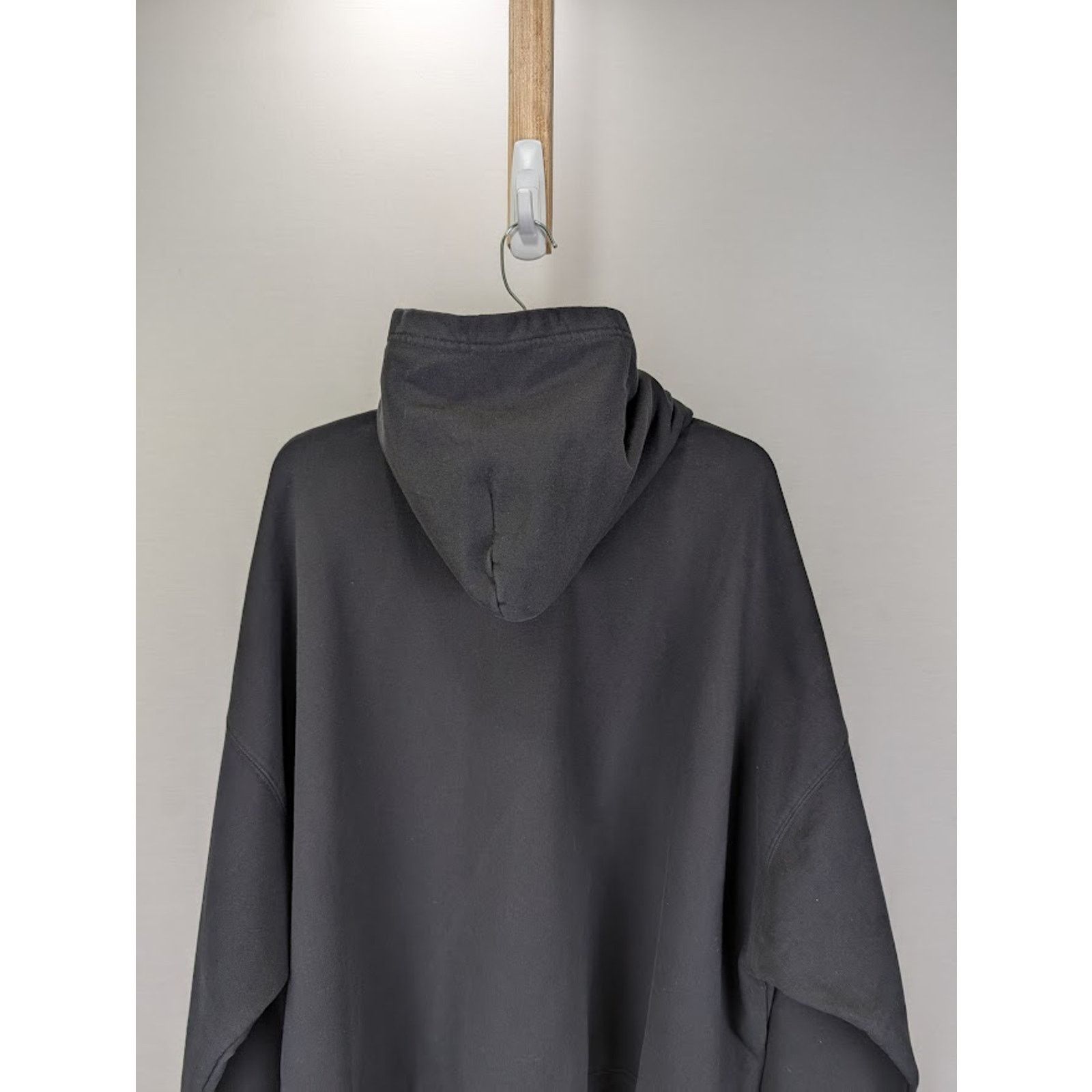 Balenciaga o1rshd1 Paris Balenciaga Logo Hoodie in Black Size US L / EU 52-54 / 3 - 8 Thumbnail