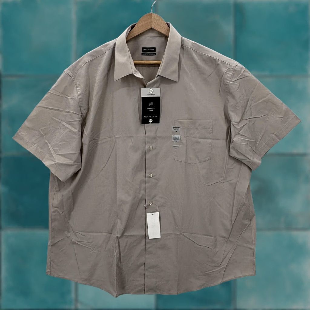 Van Heusen Van Heusen Shirt Mens 18 Stone Regular Fit Wrinkle Free Short Sleeve Casual Work Shirt Size US XXL / EU 58 / 5 - 1 Thumbnail