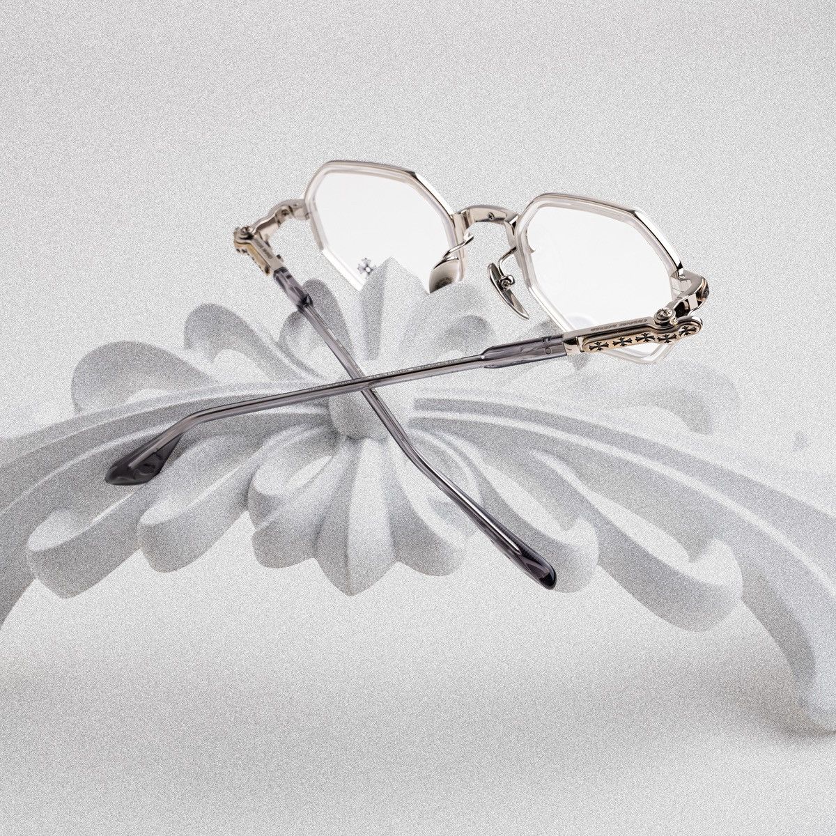 Chrome Hearts CHROME HEARTS TATTERS CRYSTAL GRAPHITE GLASSES Size ONE SIZE - 7 Thumbnail