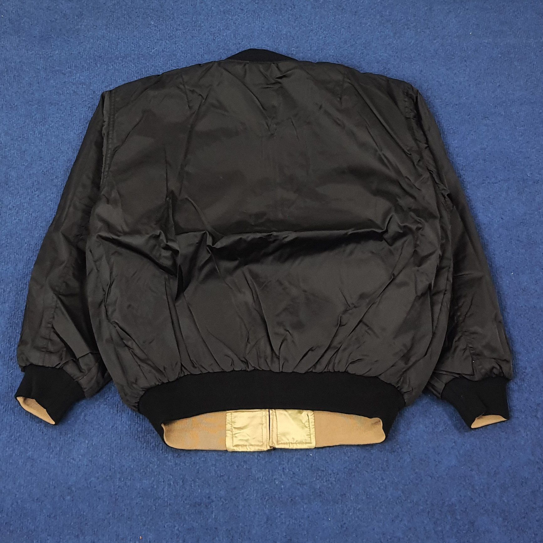 Vintage Vintage Boss Black Suntory Coffee Reversible Jacket C236N13 Size US L / EU 52-54 / 3 - 11 Thumbnail