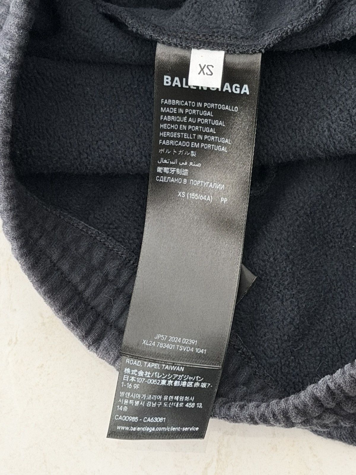 Balenciaga Balenciaga FW25 Destroyed Hem Jogger Sz.XS Size US 30 / EU 46 - 5 Thumbnail