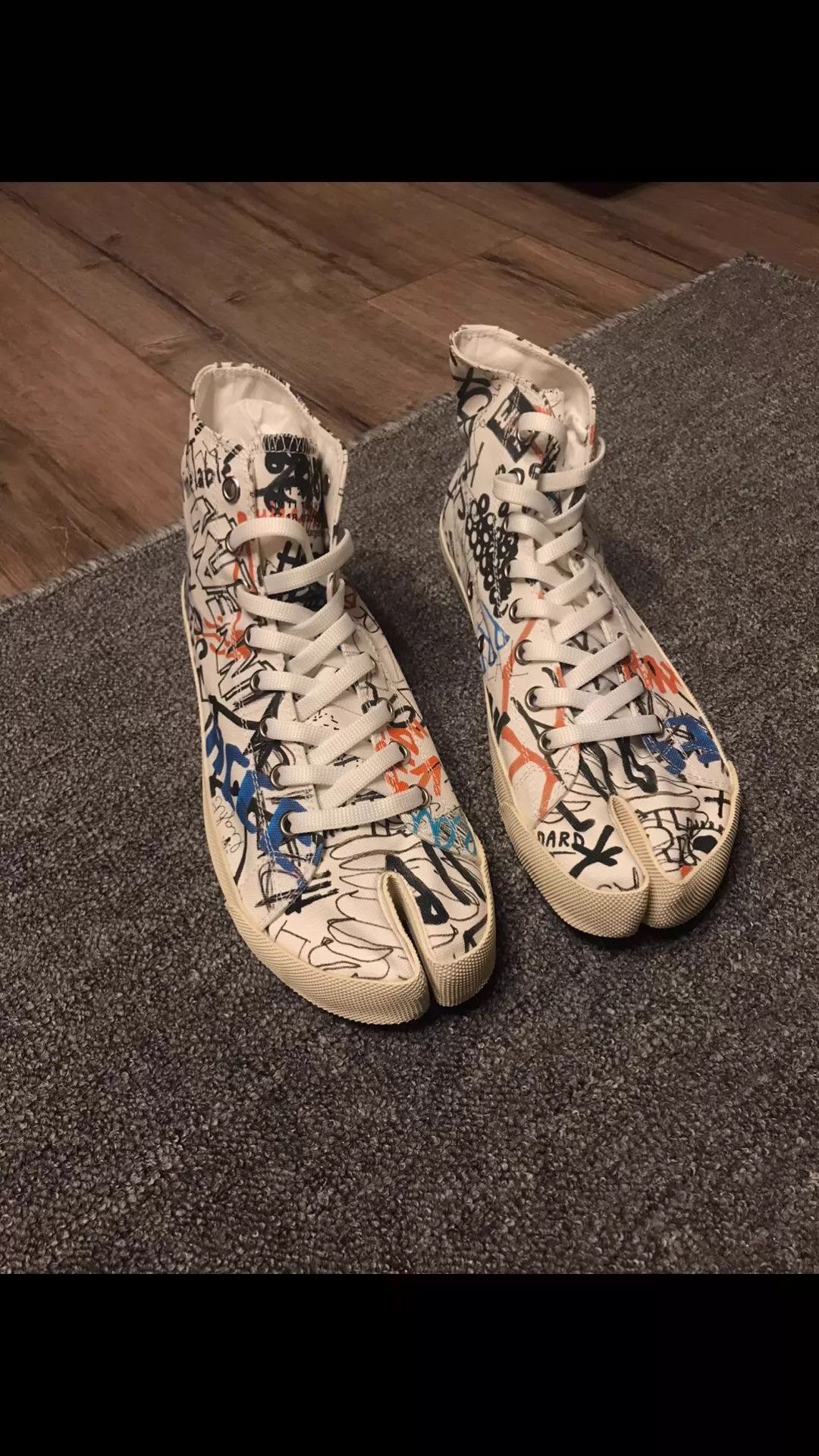 Maison Margiela Maison Margiela Graffiti High-Top Split-Toe 43 EU New Size US 10 / EU 43 - 1 Thumbnail