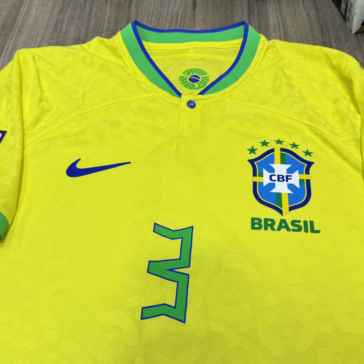 Nike Brazil WC 2022 player issue home shirt #3 T.Silva (Bnwt) Size US XL / EU 56 / 4 - 3 Thumbnail