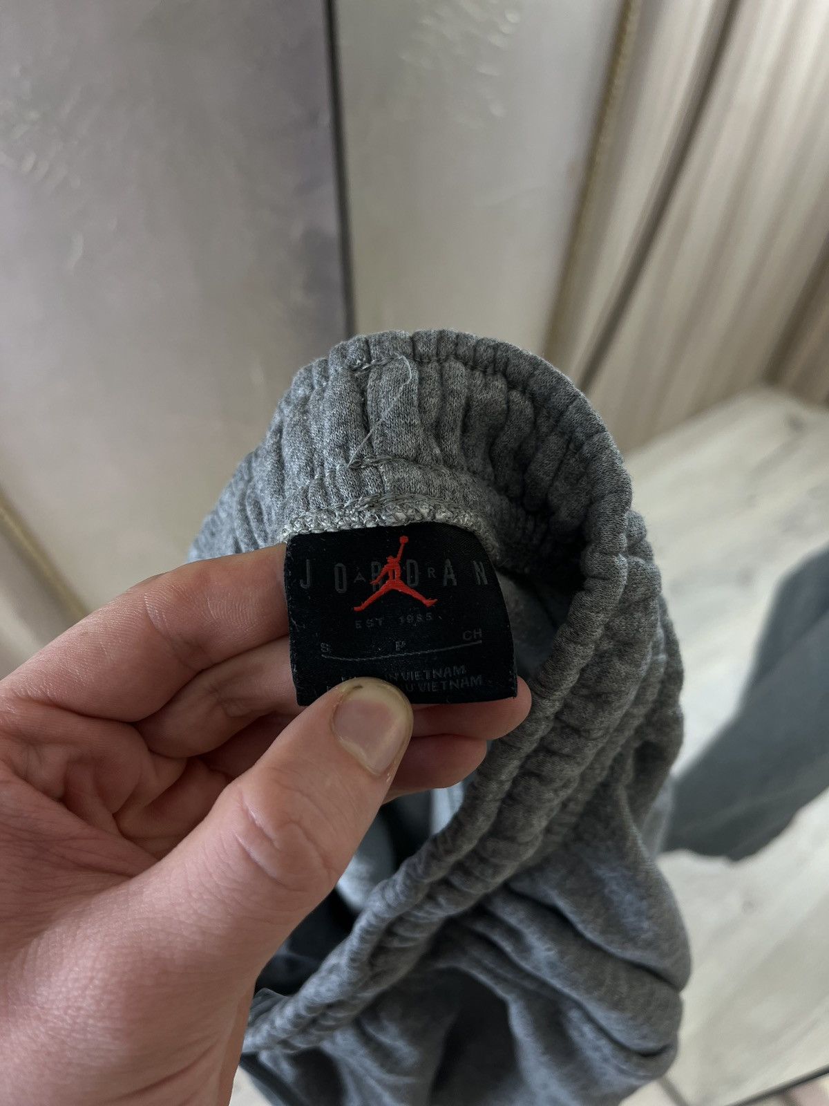 Jordan Brand Jordan Essentials Gray Fleece Joggers Small Jumpman Logo Size US 30 / EU 46 - 5 Thumbnail
