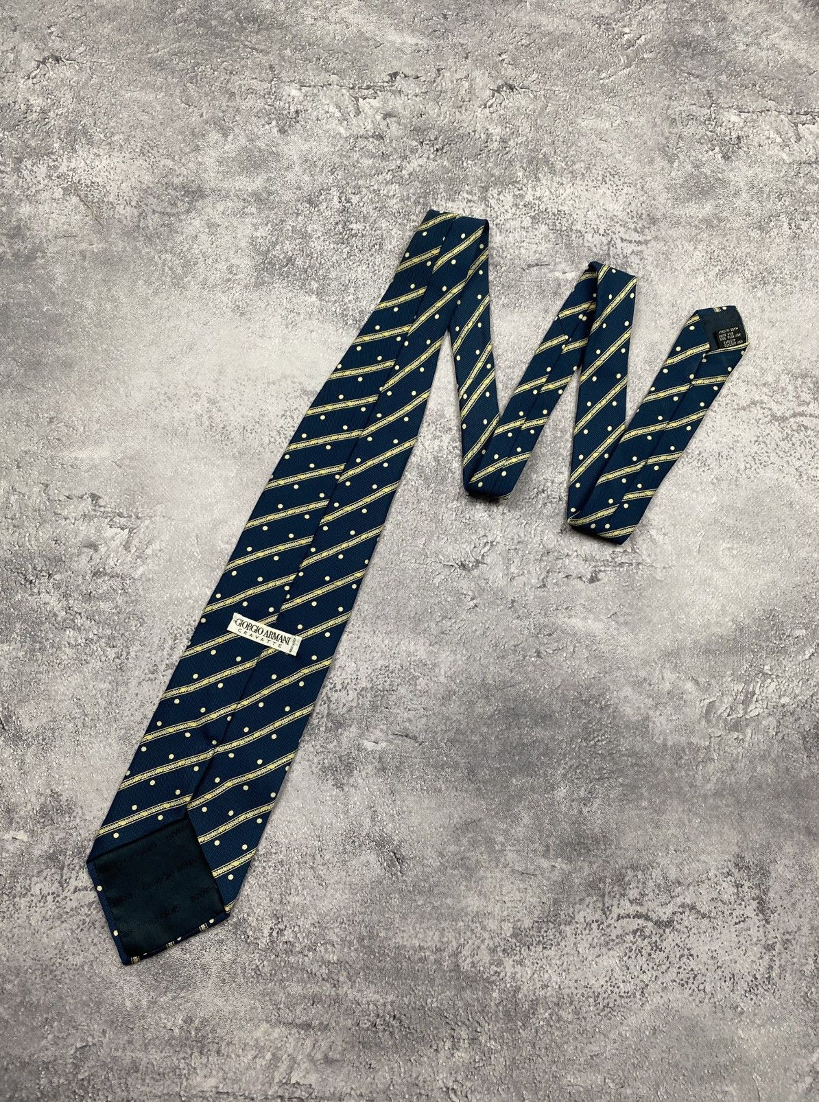 Armani Vintage Giorgio Armani Men's Silk Tie Cravatte Polka Dot Size ONE SIZE - 2 Thumbnail