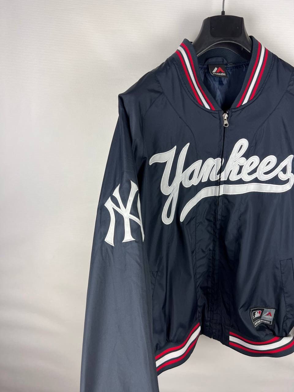 New York Yankees New York Yankees Majestic bomber jacket size XL Size US XL / EU 56 / 4 - 2 Thumbnail
