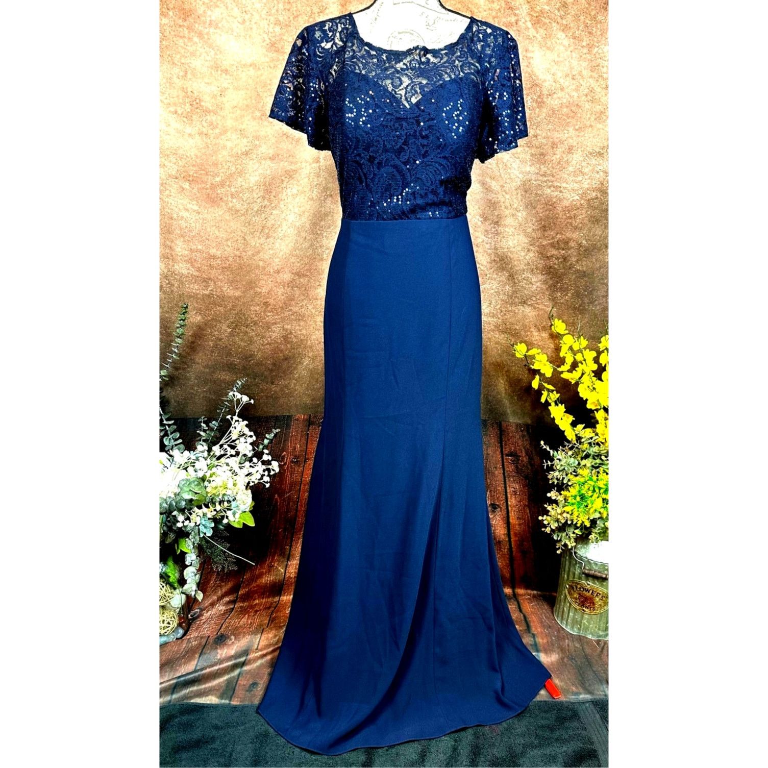 Jenny Packham Jenny Packham Victorian Sequin Lace Trumpet Gown Midnight 14 Size XL / US 12-14 / IT 48-50 - 8 Thumbnail