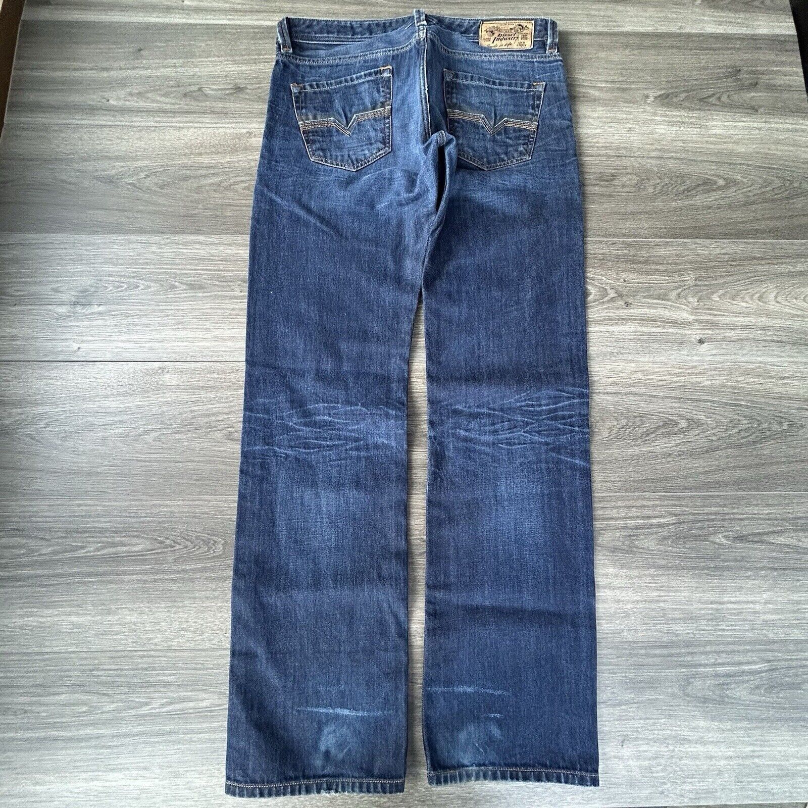 Diesel Diesel Larkee Jeans Mens 34x34 0073N Regular Straight Denim Size US 34 / EU 50 - 2 Thumbnail
