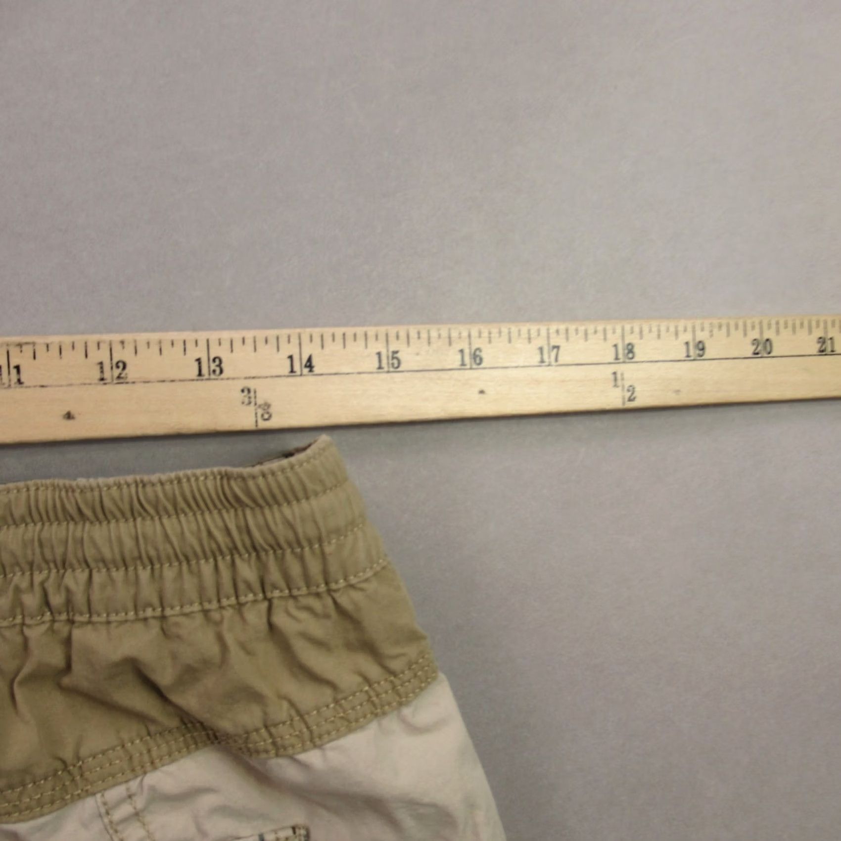 Vintage Columbia Shorts Womens 6 Chino Lightweight Hiking Pockets Beige Casual Beige Size 28" / US 6 / IT 42 - 7 Thumbnail