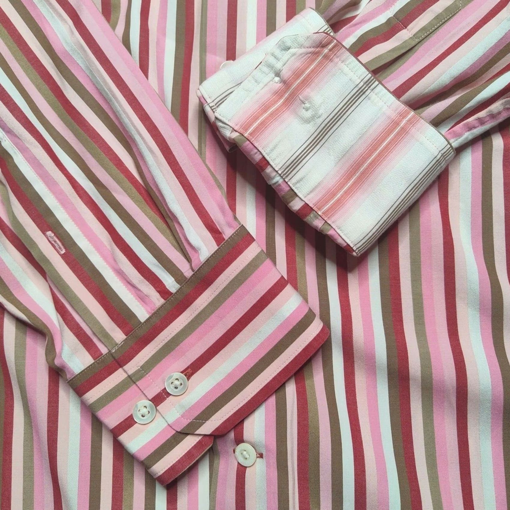 Banana Republic Banana Republic Shirt Men Large Pink Striped Cotton Button-Up Open Collar Long Sleeve Flip Cuff 100% Cotton Shirt Size US L / EU 52-54 / 3 - 3 Thumbnail