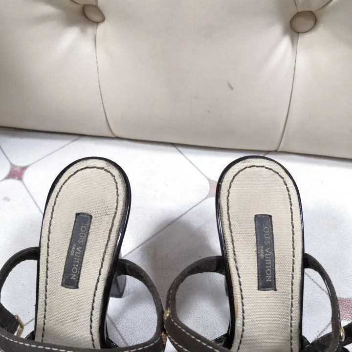 Louis Vuitton Louis Vuitton Brown Metal Detail Heels -2508 Size US 6 / IT 36 - 8 Thumbnail