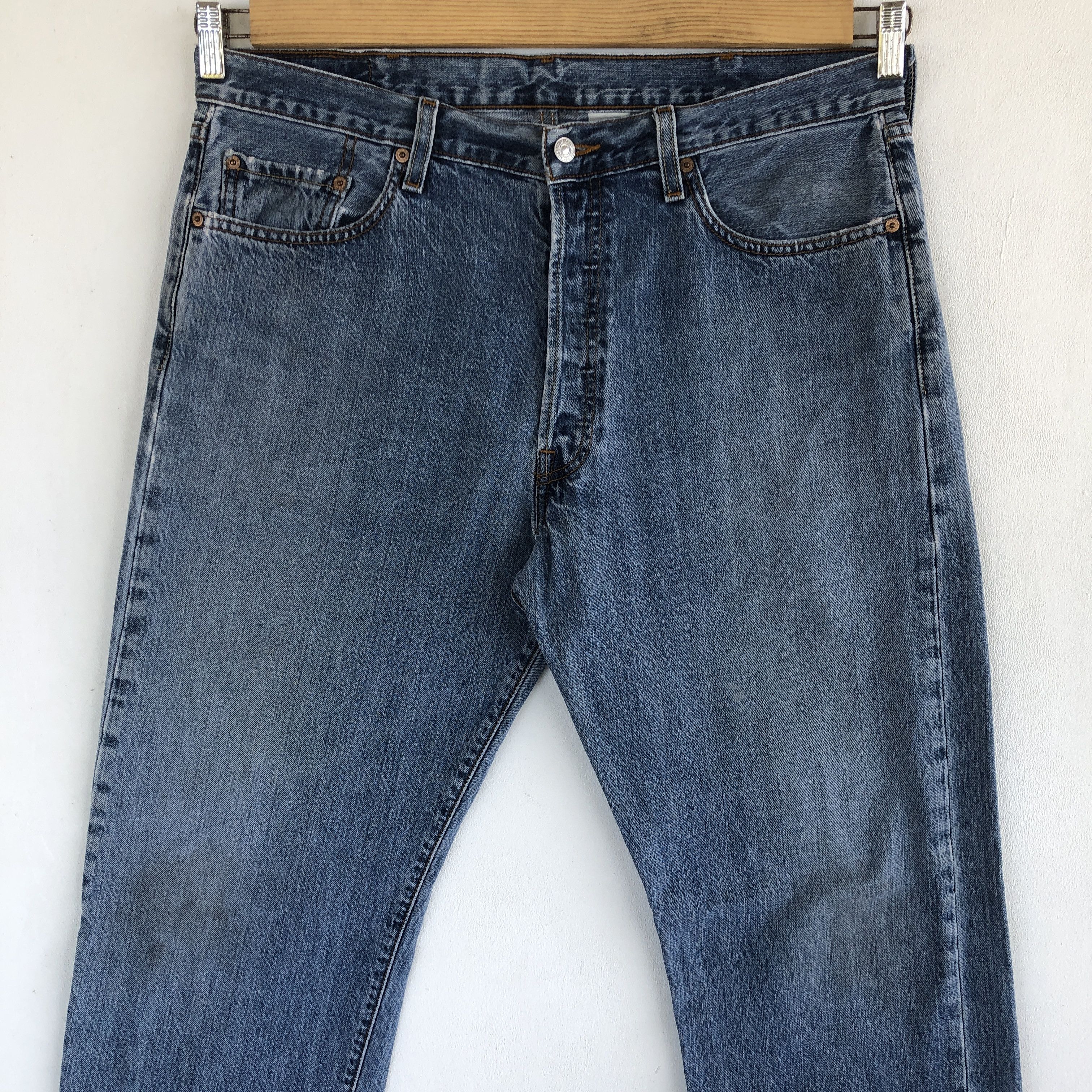 Levi's Vintage Levis 501 Sun Faded Jeans Levi's Light Wash Denim Size US 32 / EU 48 - 3 Thumbnail