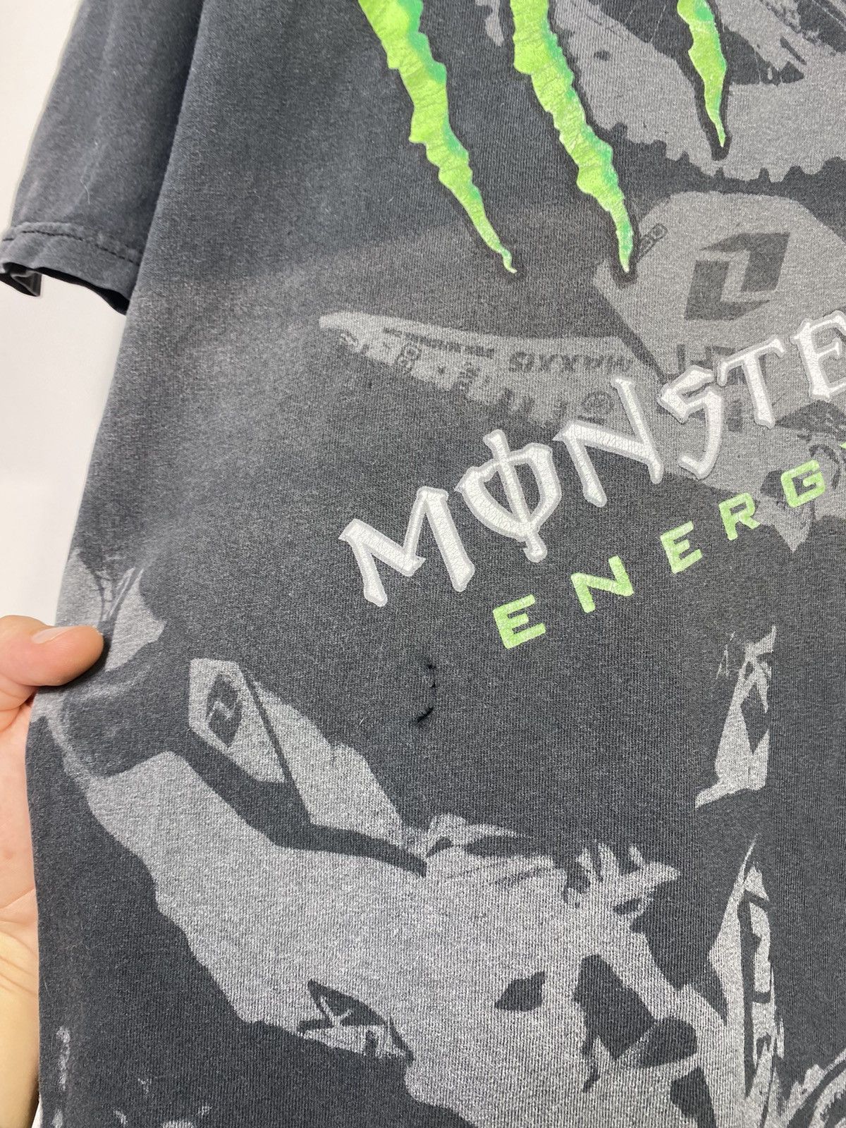 Yamaha Vintage Monster Energy Yamaha Distressed Licensed T-shirt Size US XL / EU 56 / 4 - 6 Thumbnail