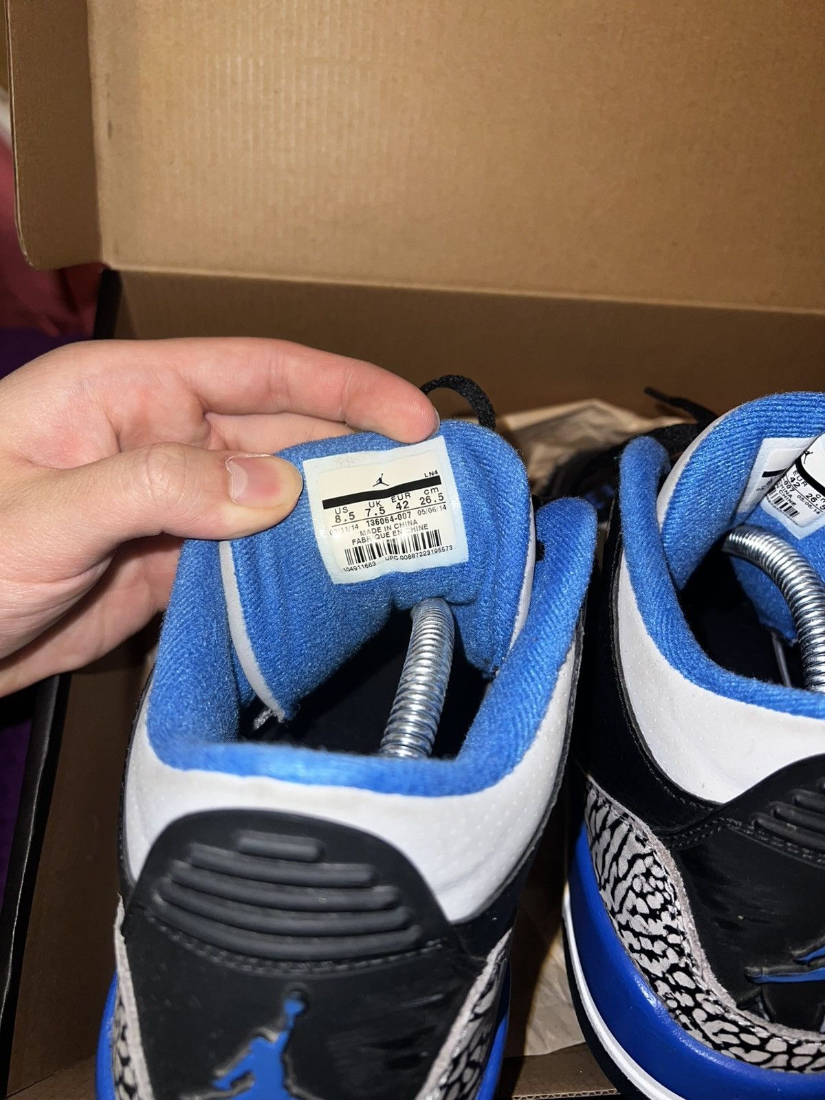 Jordan Brand × Nike Air Jordan 3 - Sport Blue / Blue Cement. Size US8.5/EU42 Size US 8.5 / EU 41-42 - 7 Thumbnail
