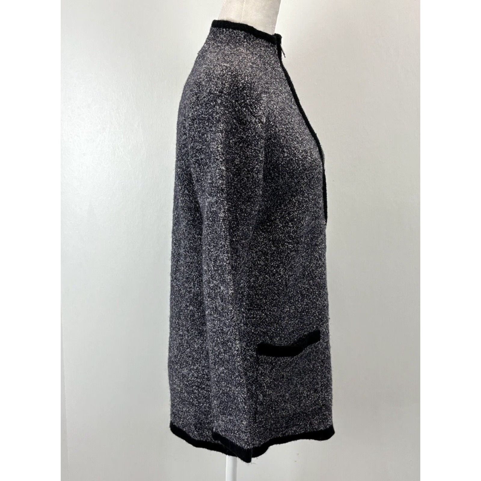 Vintage Chicos Designs Knit Sweater Cardigan Sz Small Full Zip Grey Black Trim Size S / US 4 / IT 40 - 4 Thumbnail