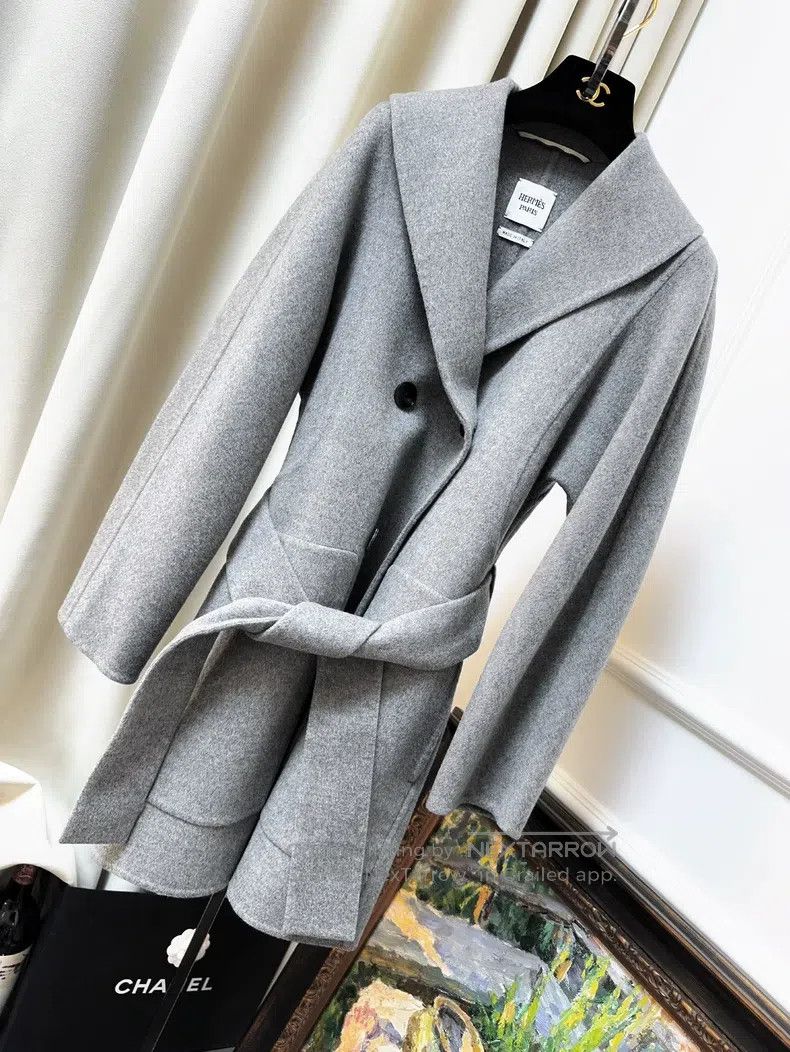 Hermes Hermes Gray Double-Breasted Cashmere Coat with Belt Size XXS / US 00 / IT 34 - 1 Thumbnail