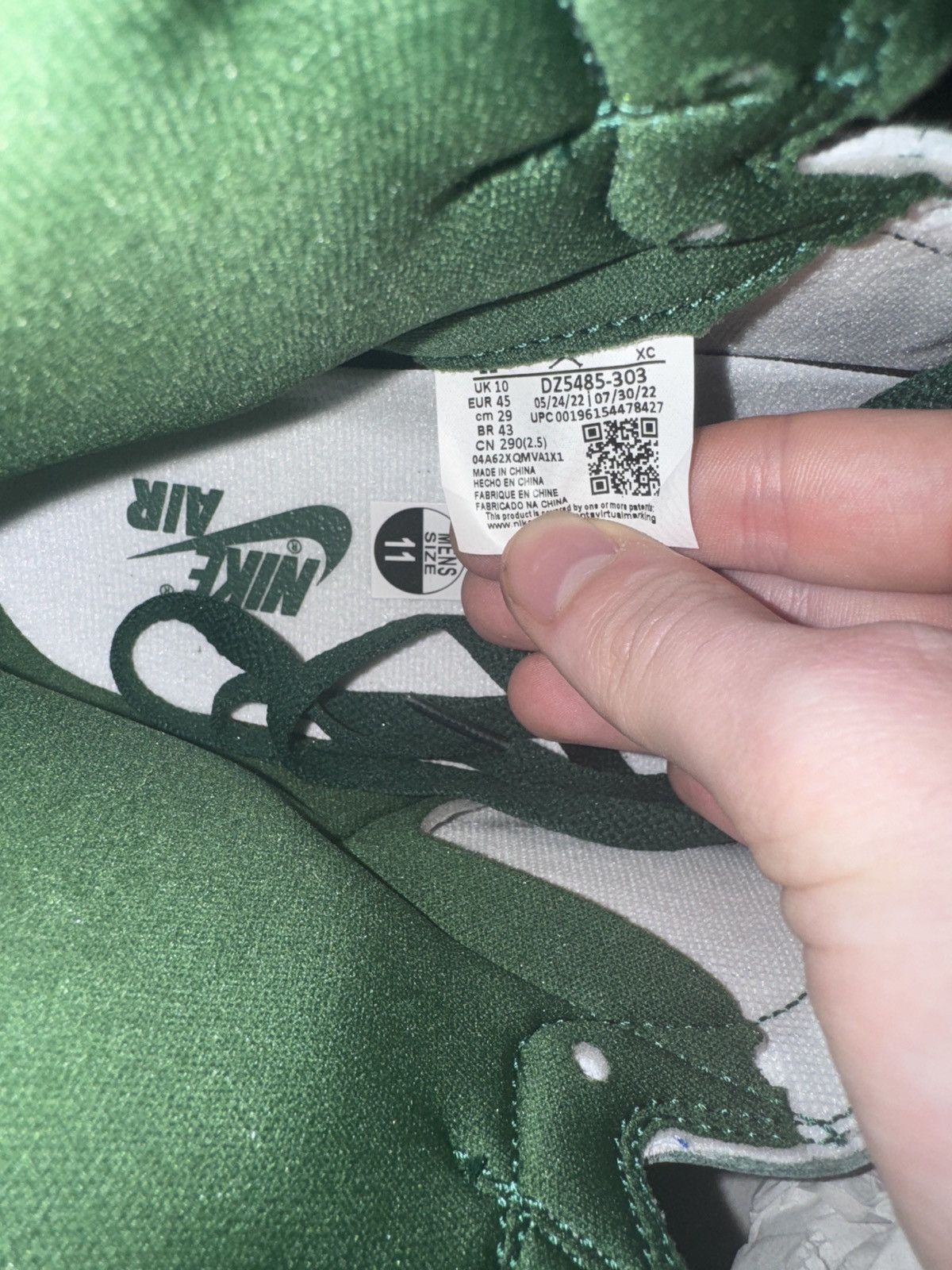 Jordan Brand Jordan 1 Retro High OG Gorge Green Size US 11 / EU 44 - 8 Thumbnail
