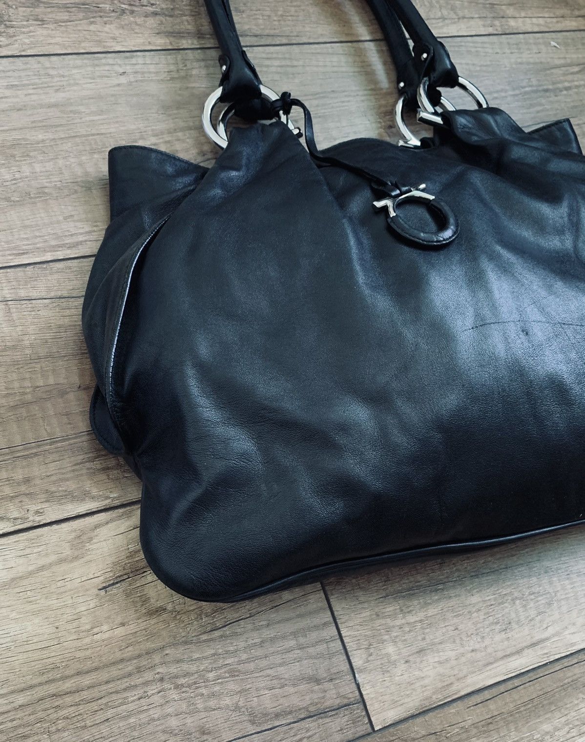 Salvatore Ferragamo Salvatore Ferragamo Leather Handbag Bag Size ONE SIZE - 5 Thumbnail