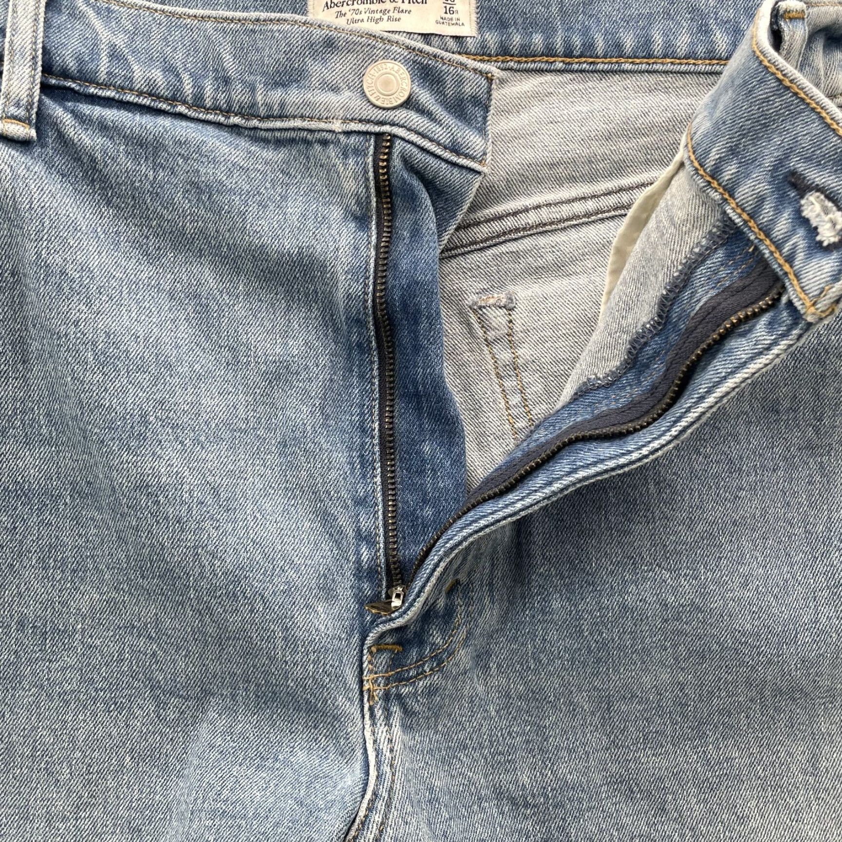 Abercrombie & Fitch VINTAGE Abercrombie & Fitch Vintage 70s Flare Jeans Women's 16 Western Y2 Cowboy Cowgirl Rodeo Blue Denim 5-Pocket Slim Fit Adult Womens jeans Size 38" / US 16 / IT 52 - 6 Thumbnail