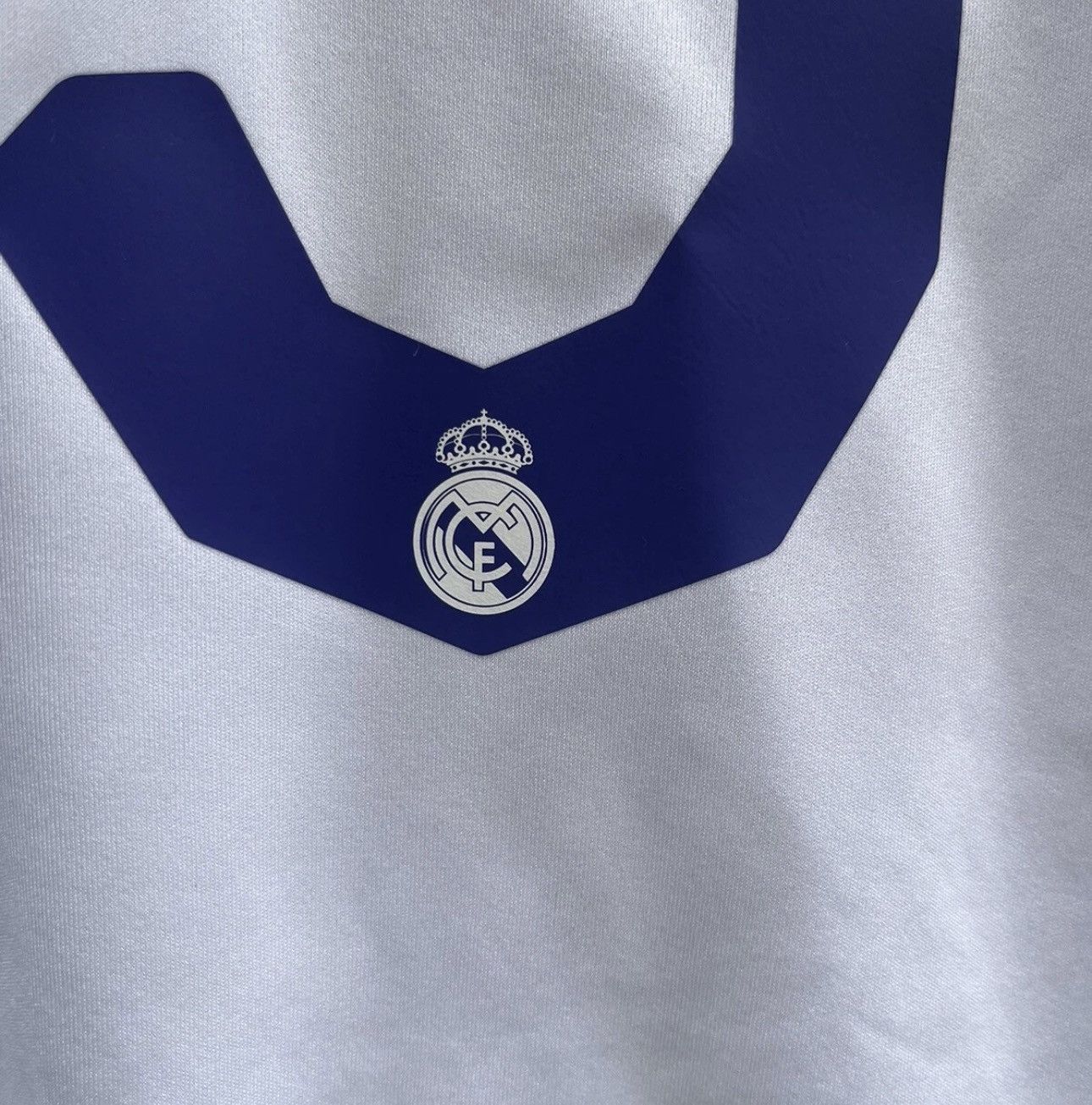 Adidas Jersey cannavaro real madrid Size US S / EU 44-46 / 1 - 3 Thumbnail