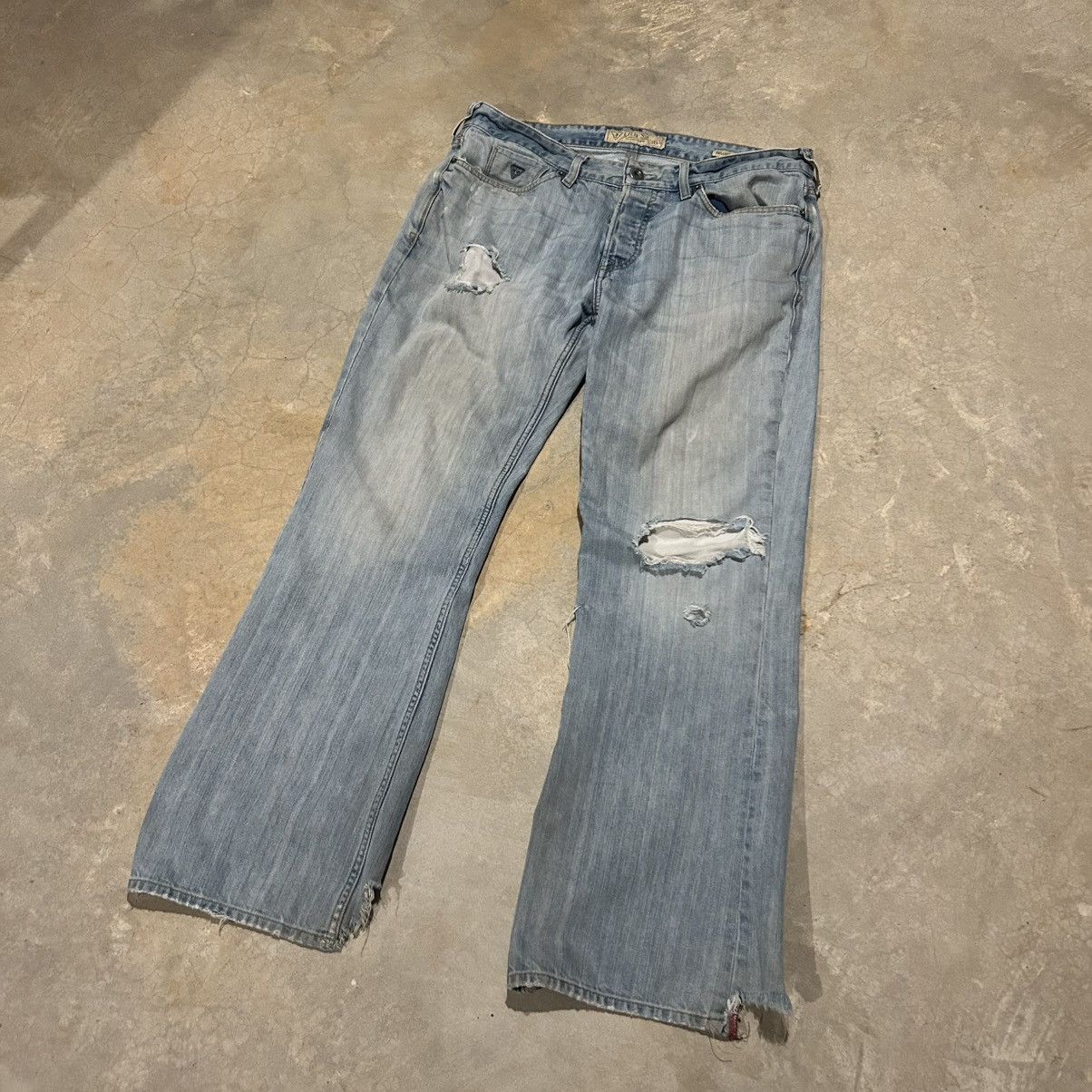 Guess × Vintage Crazy Vintage Y2K Guess Jeans Baggy Bootcut Distressed Denim Size US 36 / EU 52 - 2 Thumbnail