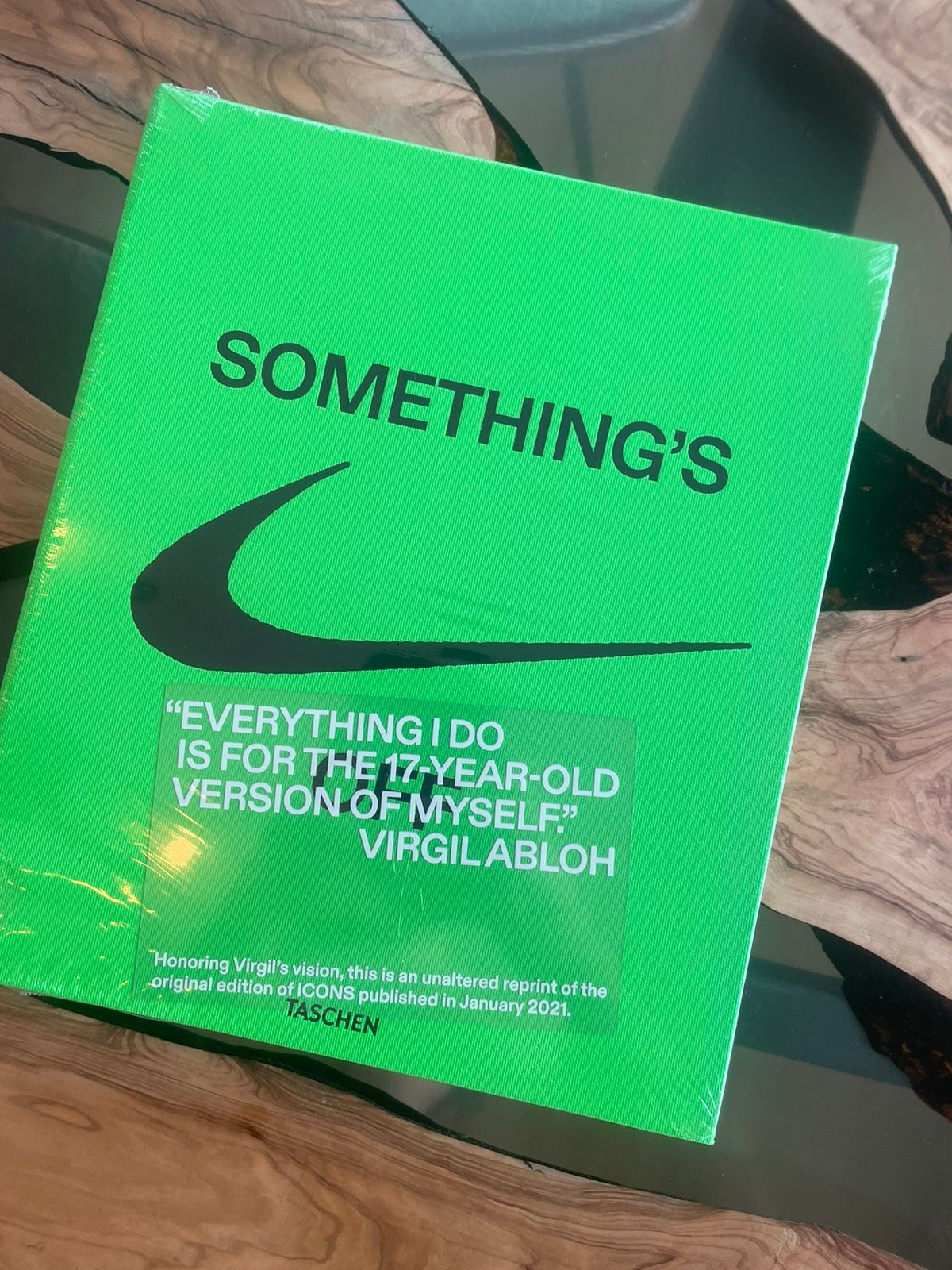 Nike Virgil Abloh. Nike. ICONS Coffee Table Book Size ONE SIZE - 5 Thumbnail