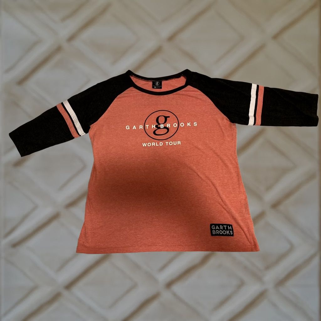 Brooks Garth Brooks World Tour Shirt Women’s XXL T-Shirt Collectible Multicolor 2XL Size XXL / US 16-18 / IT 52-54 - 1 Thumbnail