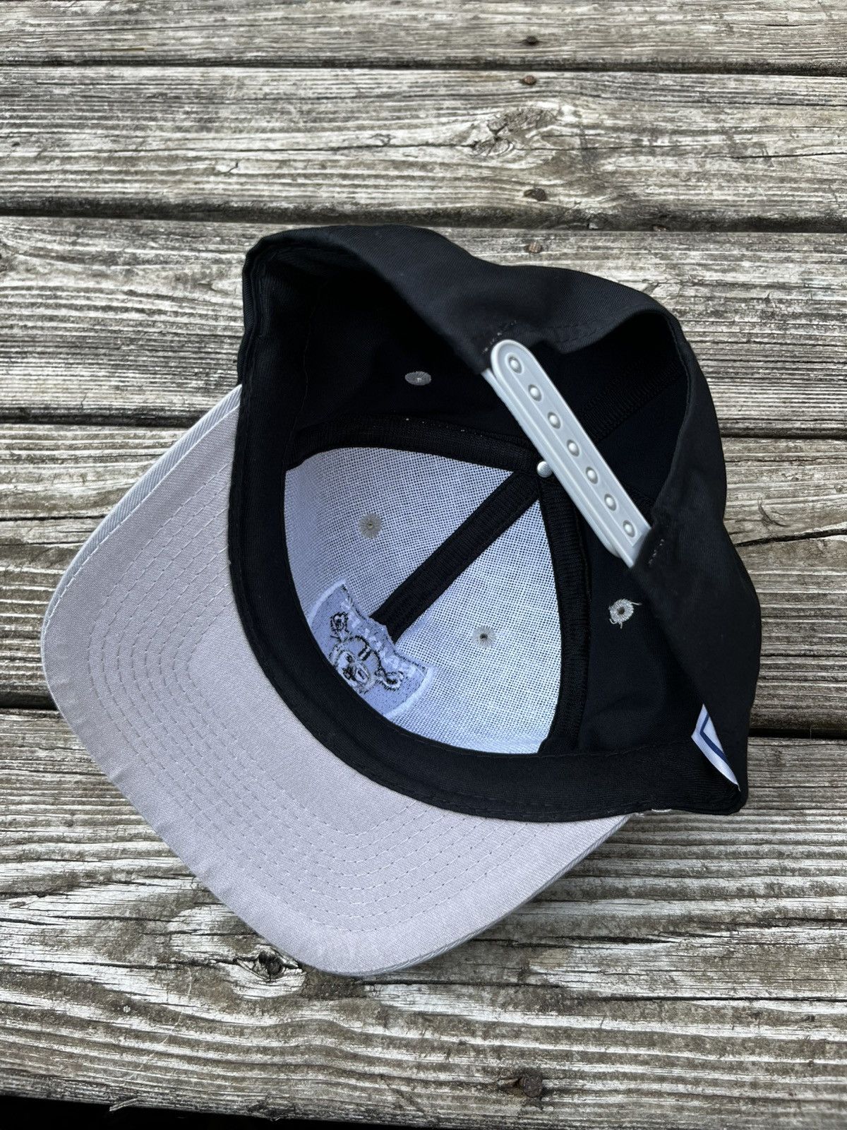 NFL Vintags LA Raiders Snapback Size ONE SIZE - 4 Thumbnail