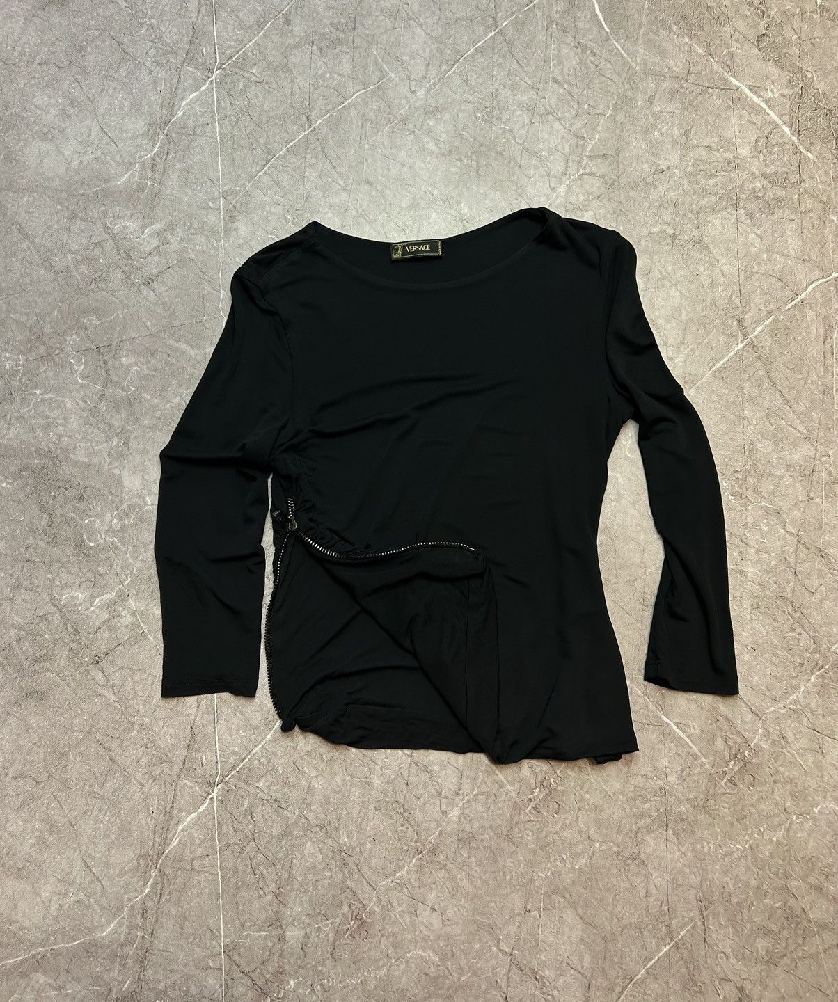 Versace Vintage Versace longsleeve avant-garde style Size M / US 6-8 / IT 42-44 - 4 Thumbnail