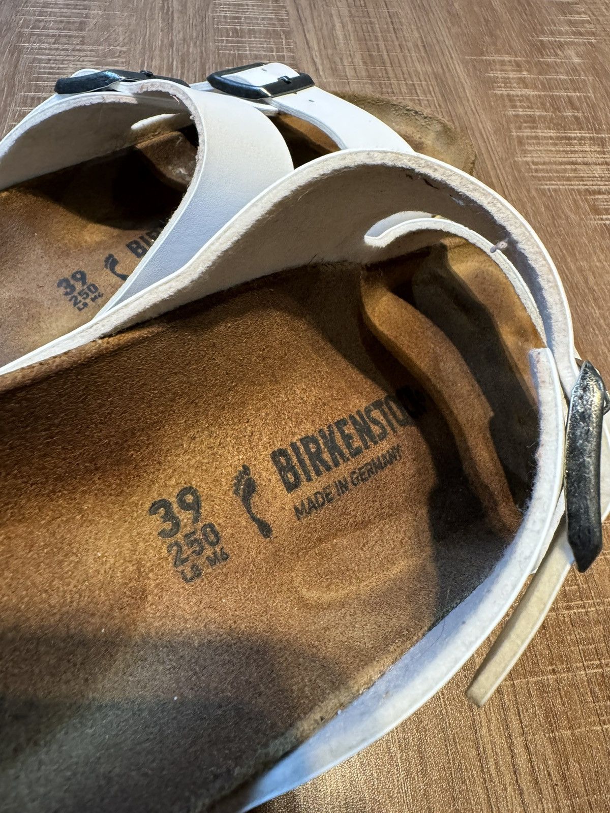 Birkenstock Birkenstock Arizona Sandals Womens SZ 8 EU 39 White Pewter Size US 8 / IT 38 - 7 Thumbnail