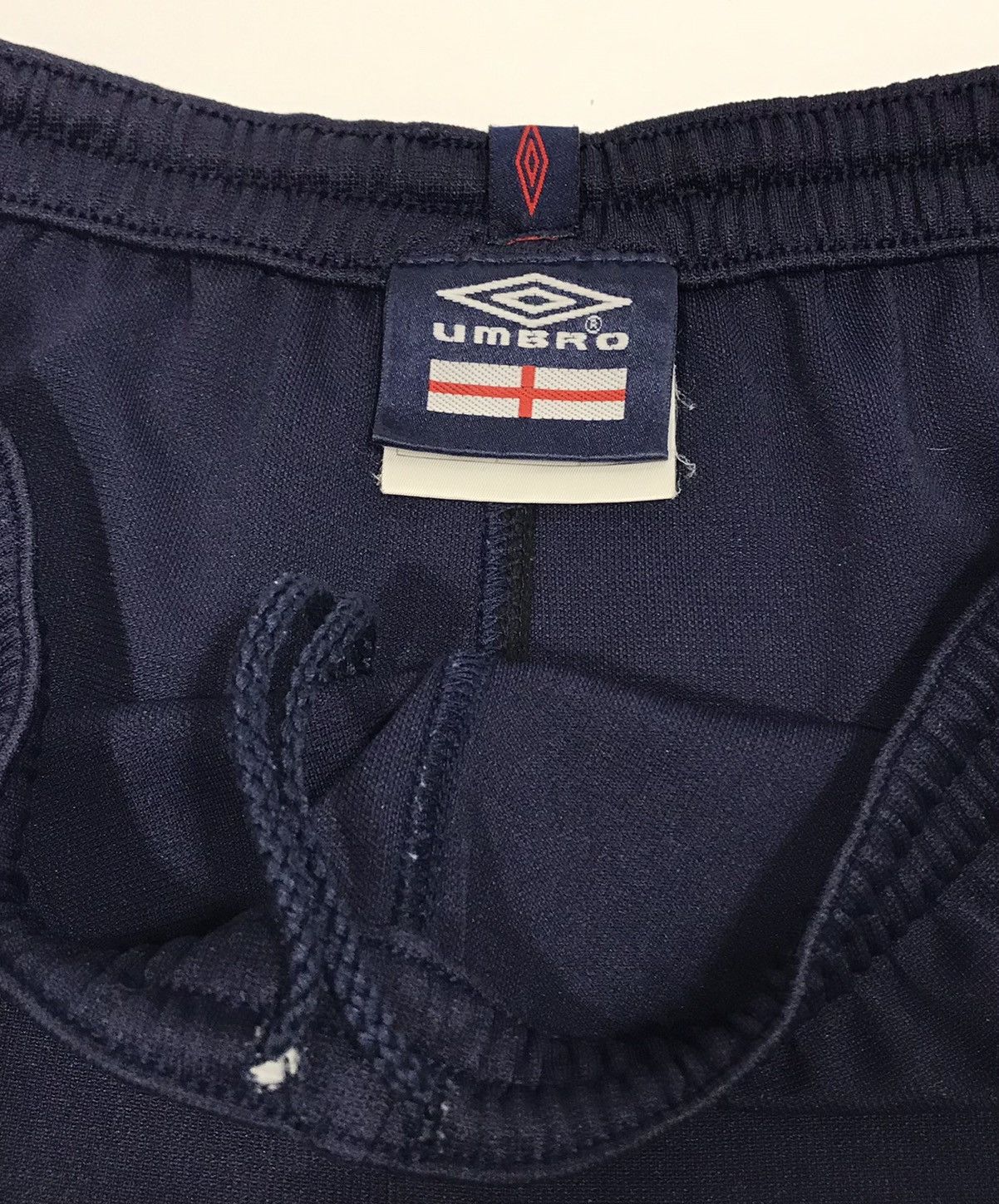 Umbro England 1999/2000 Home Umbro Football Shorts Size US 30 / EU 46 - 4 Thumbnail