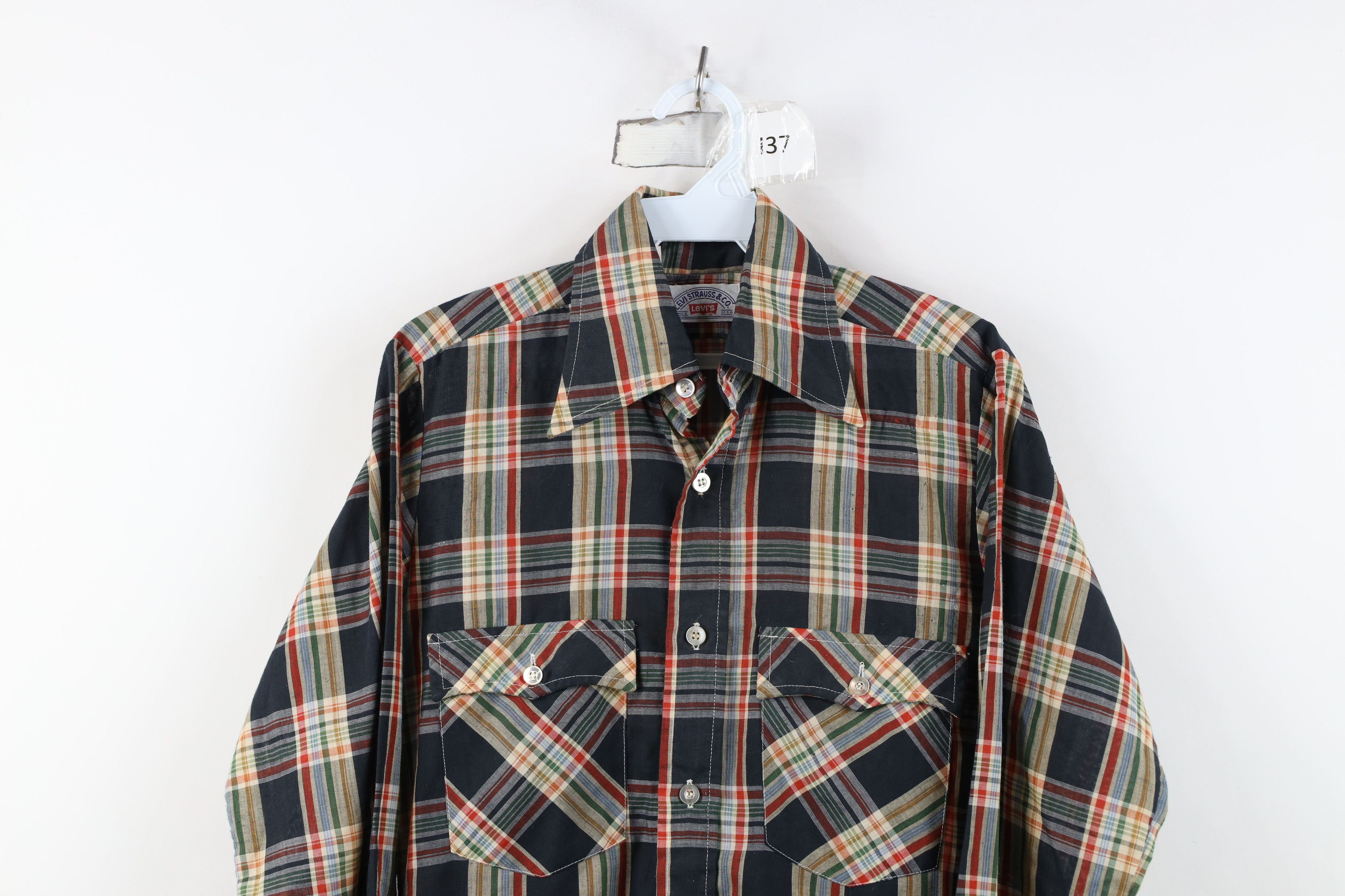 Levi's Vintage 70s Levis Rainbow Collared Button Shirt USA Size US S / EU 44-46 / 1 - 2 Thumbnail
