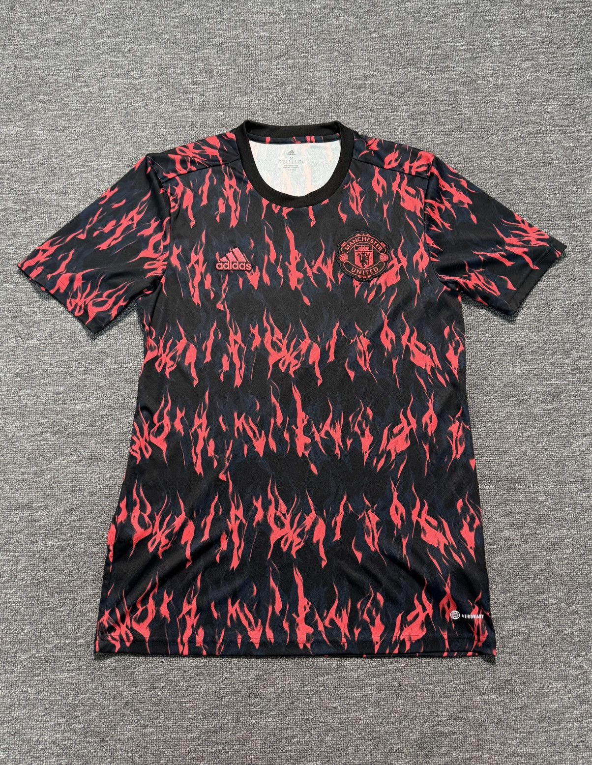 Nike Adidas Manchester United 2021/22 Pre-Match Shirt Medium Size US M / EU 48-50 / 2 - 1 Thumbnail