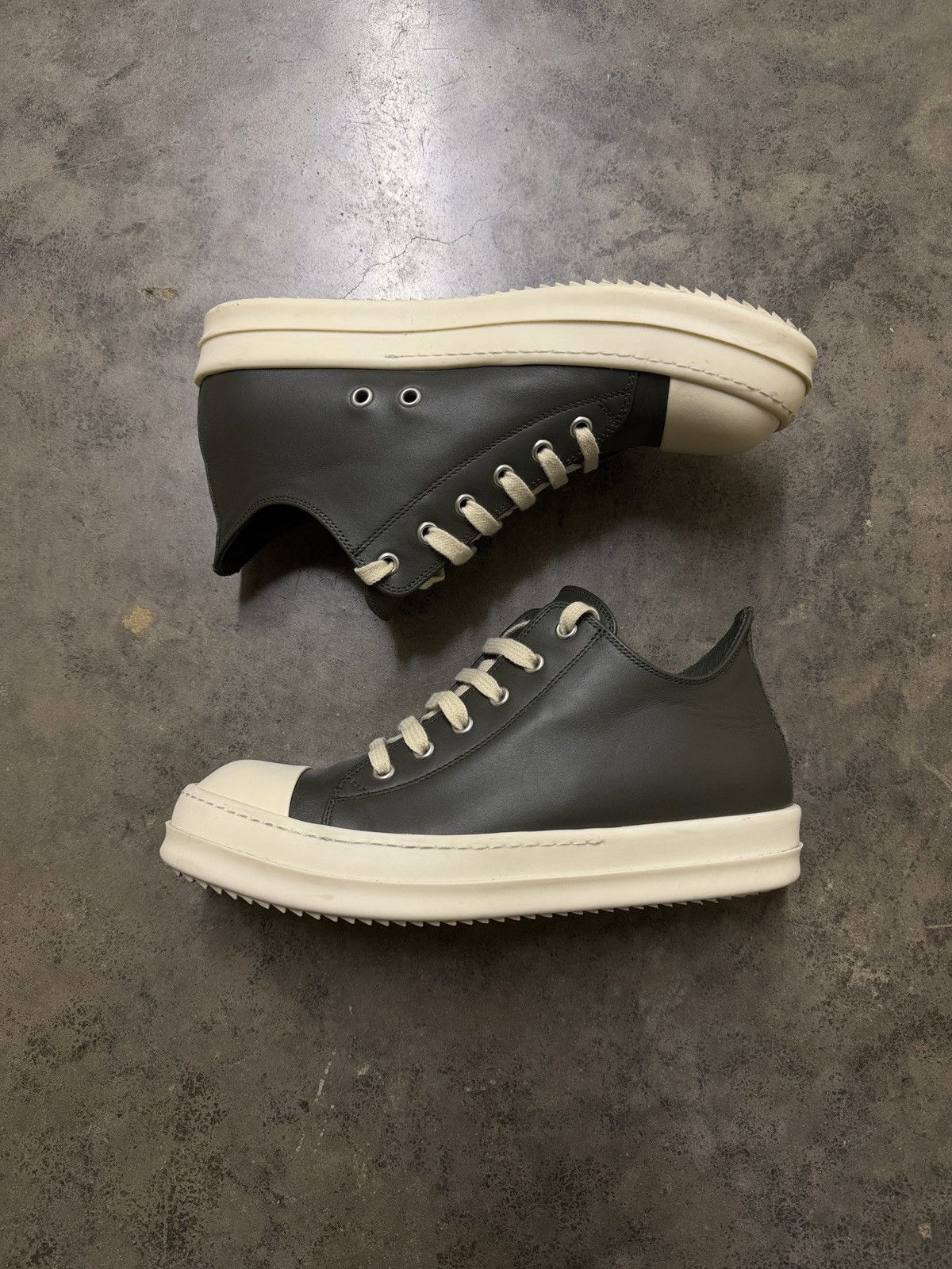 Travis Scott x Jordan 1 Lows