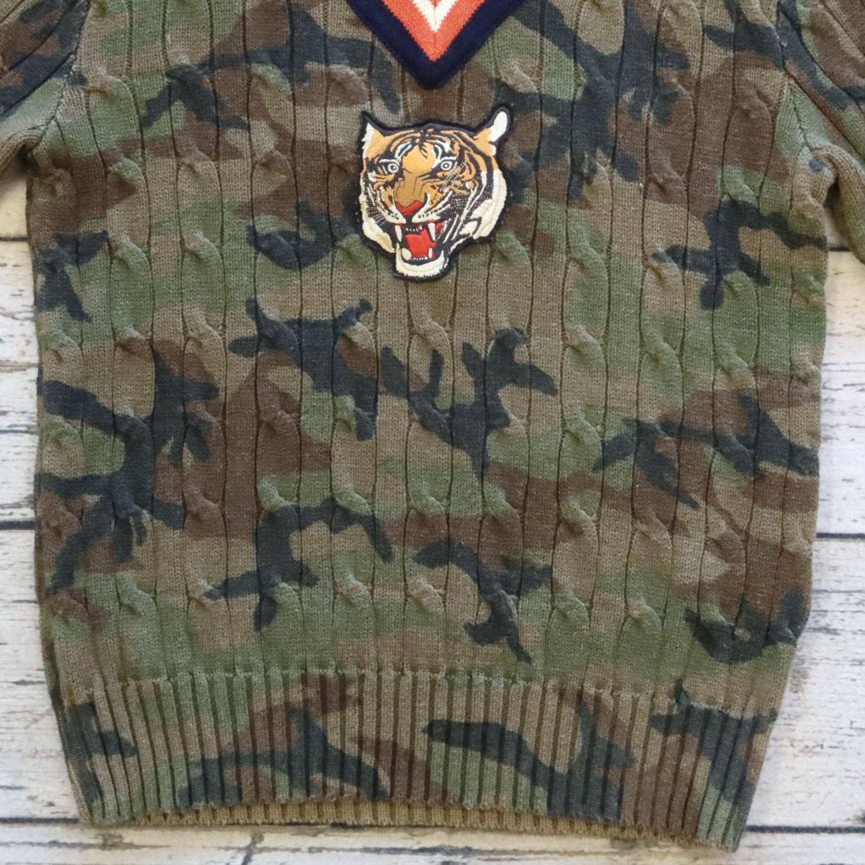 Polo Ralph Lauren Polo Ralph Lauren Tiger Patch Camo Cable Knit Varsity V Neck Sweater Size S Size US S / EU 44-46 / 1 - 5 Thumbnail