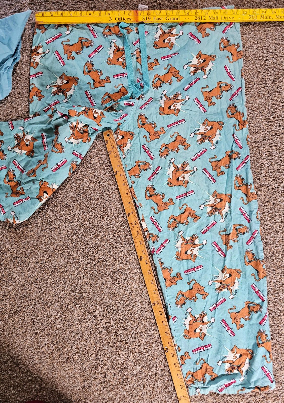 Designer Scooby Doo Medical scrubs Set Medium 2003 "REAR!" Very Rare Size ONE SIZE - 6 Thumbnail