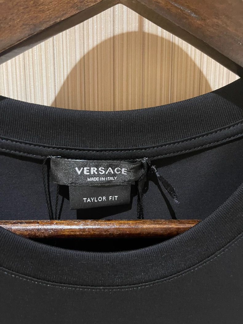 Versace Versace Short-sleeved T-shirt Size US S / EU 44-46 / 1 - 3 Thumbnail